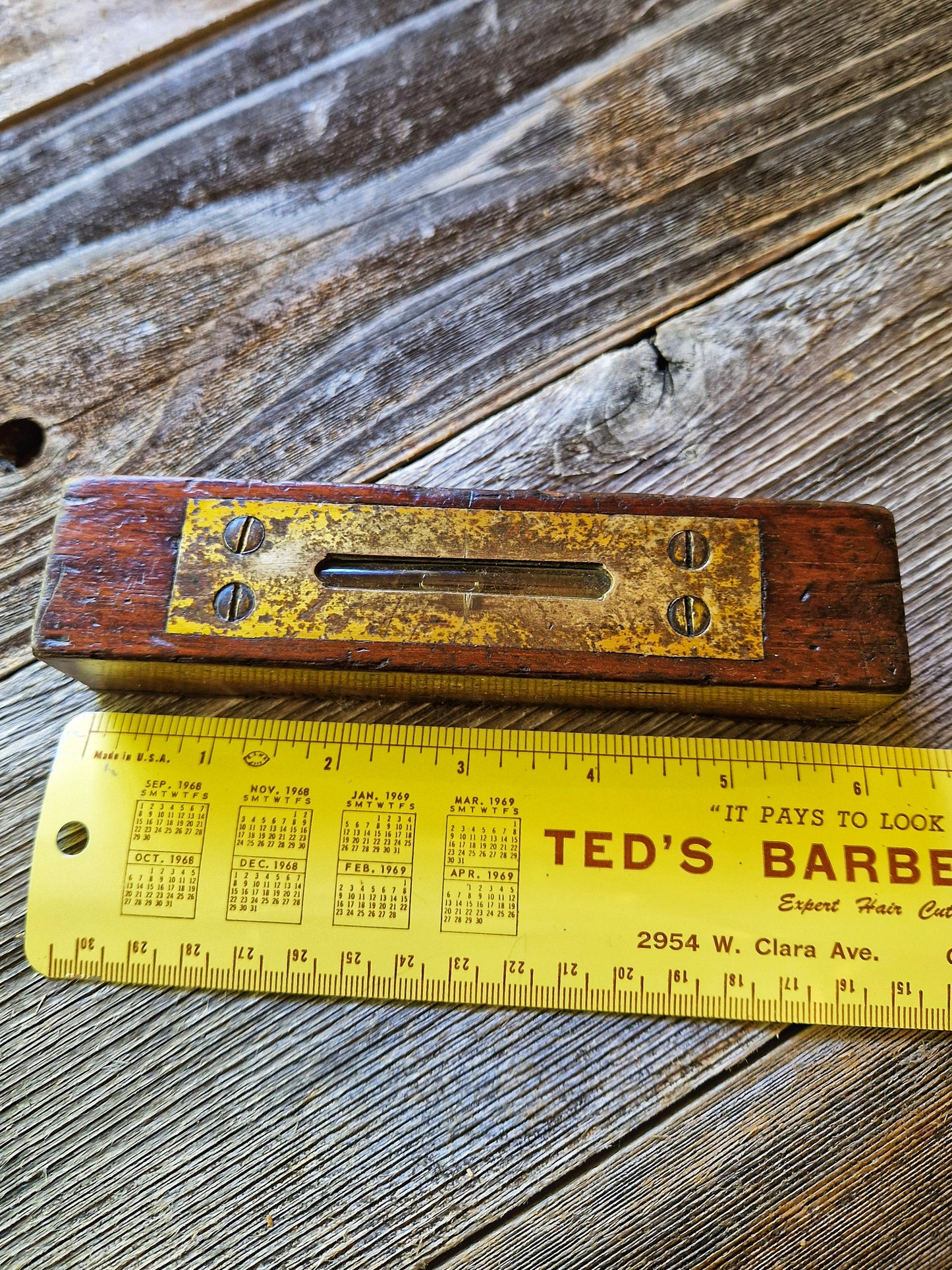 1897 British Wood & Brass Spirit Level