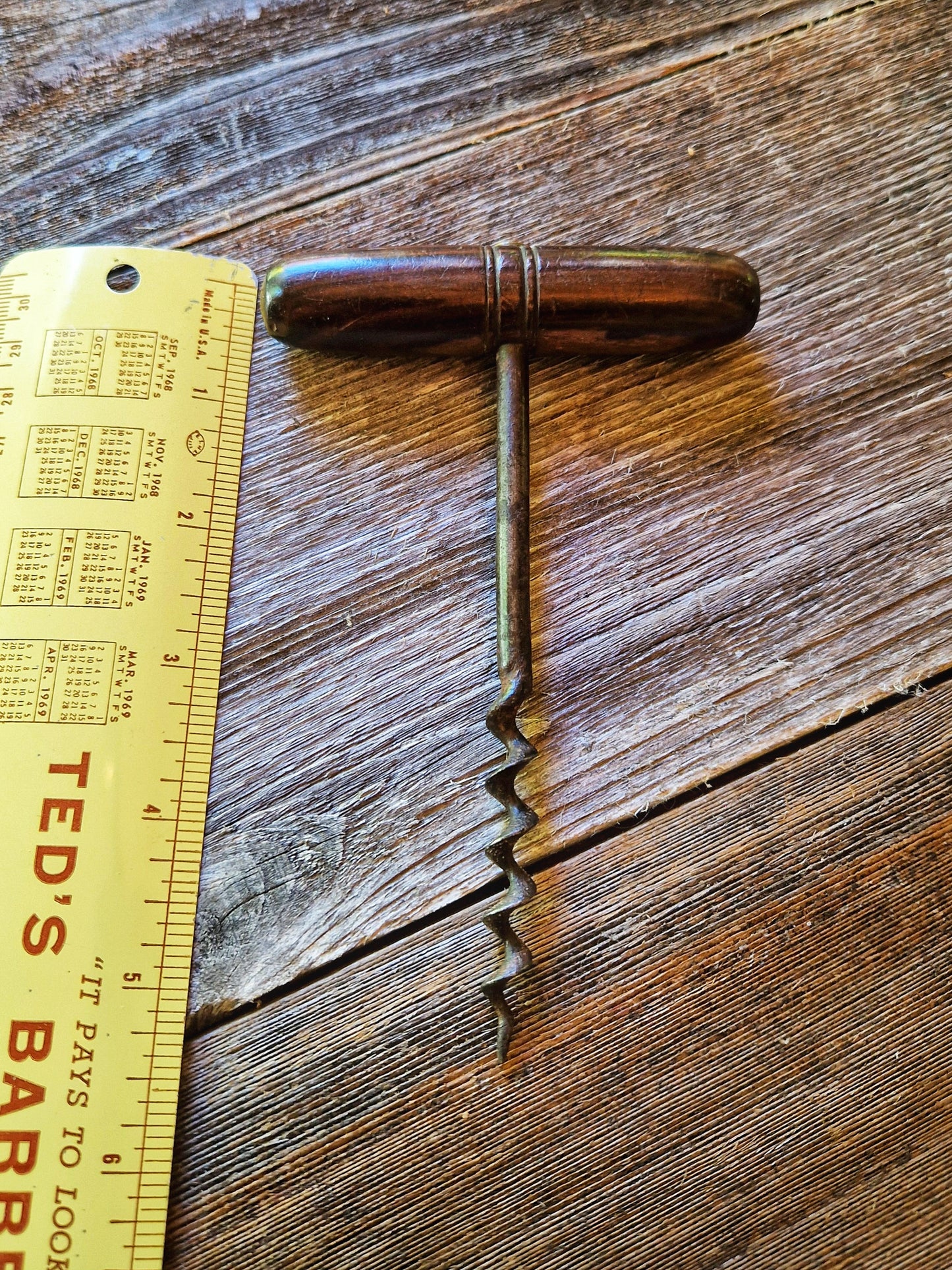 English Barrel-style Wood Corkscrew | Victorian Wine Collectible