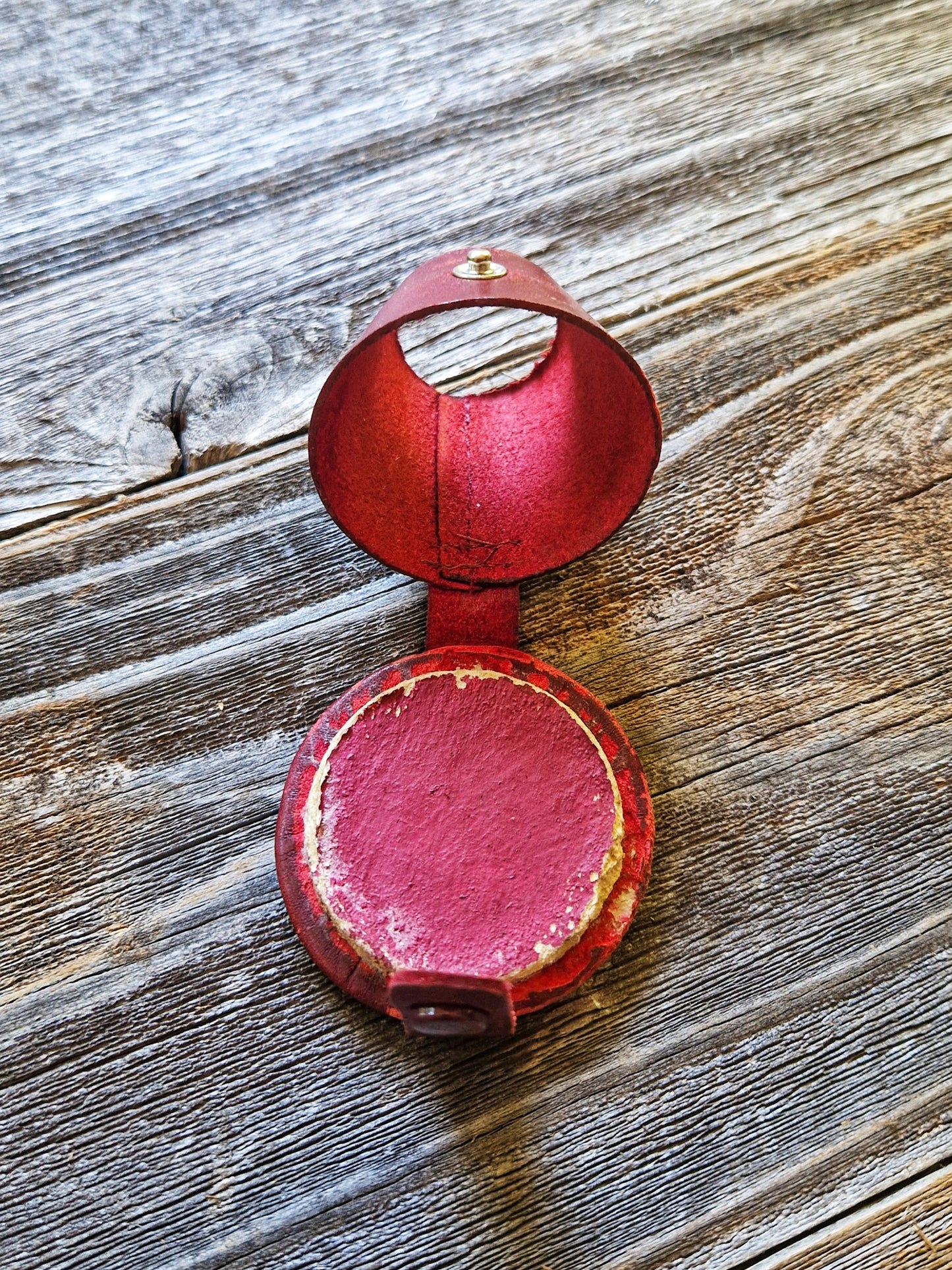 Set of 4 English Stirrup Cups in Red Leather Case