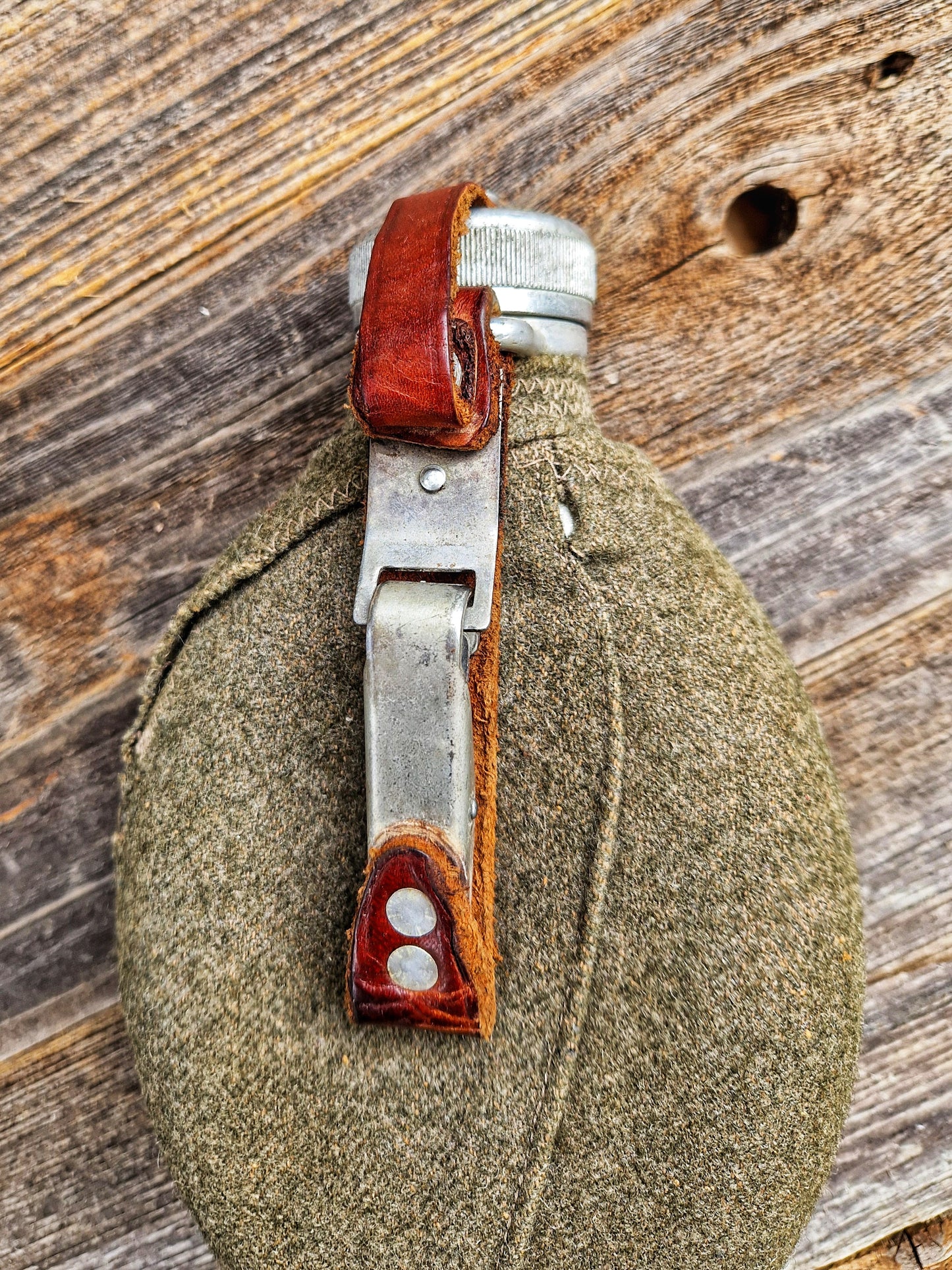 Swedish WWII-era M/29 Canteen with Wool Cover