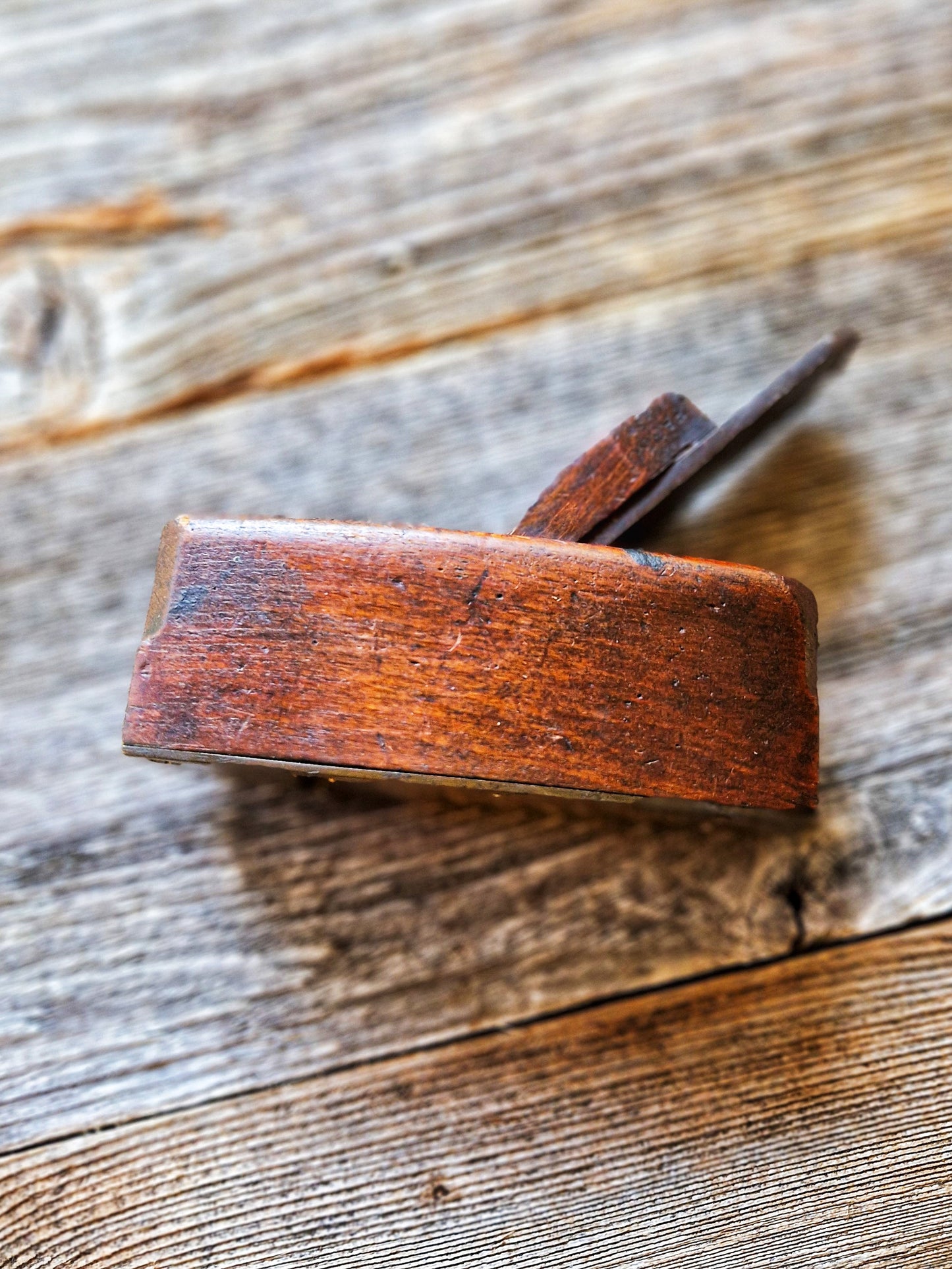 Traditional Vintage Coffin-Style Wood & Brass Smoothing Plane