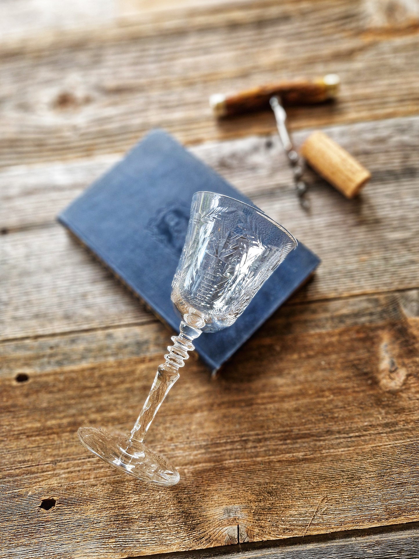 Graceful Set of (4) Mid-Century Wine Glasses | Rock Sharpe Fernwood Etched Crystal