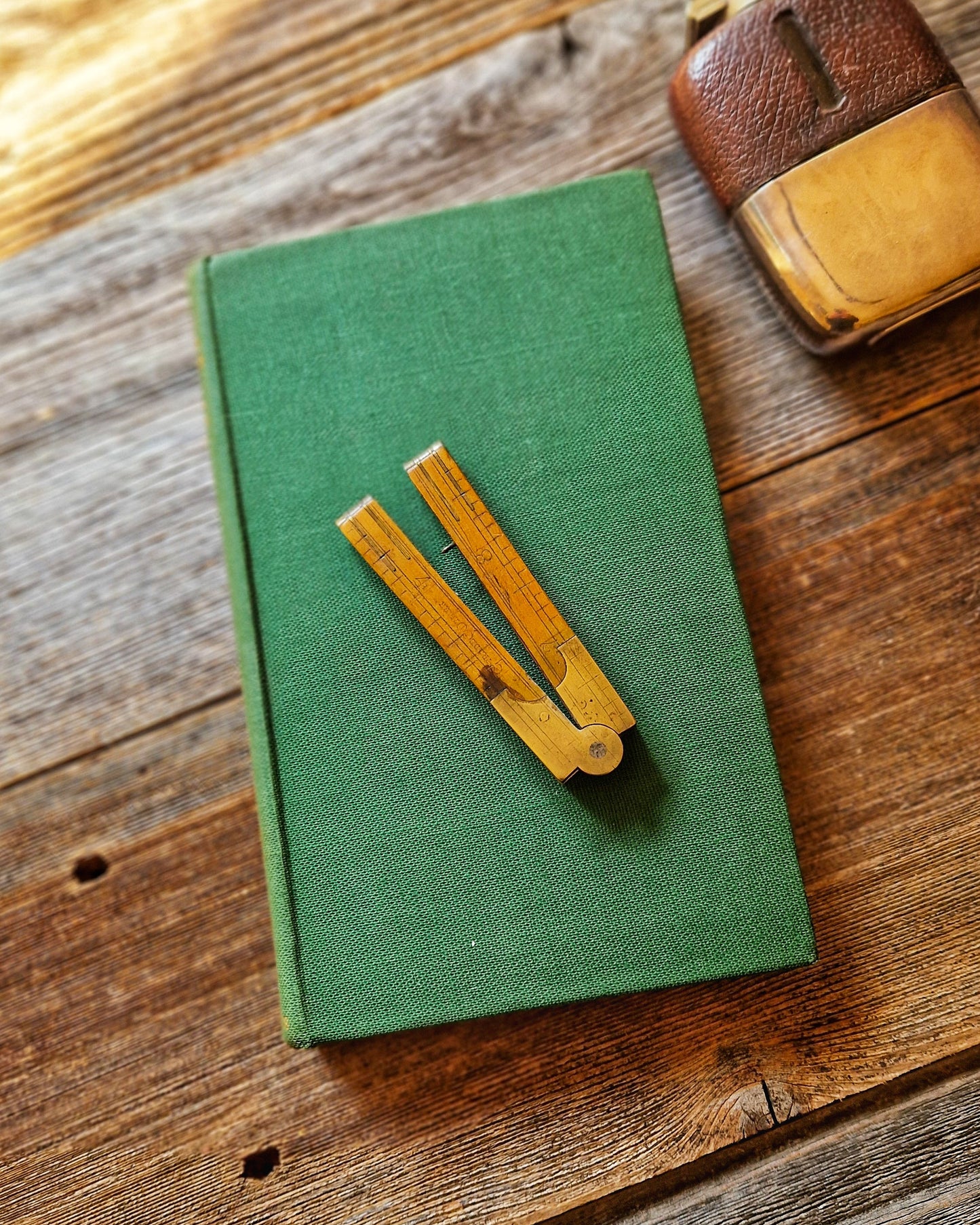 12-Inch Folding Boxwood Ruler by T. Rabone & Sons | Early 1900s Narrow Format English Rule with Brass Hinges