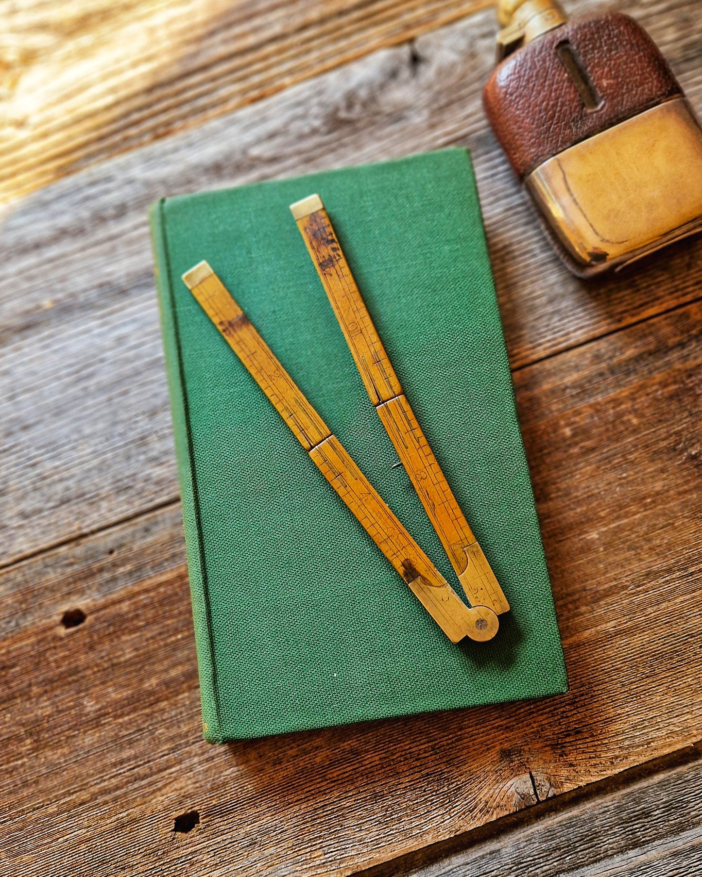 12-Inch Folding Boxwood Ruler by T. Rabone & Sons | Early 1900s Narrow Format English Rule with Brass Hinges