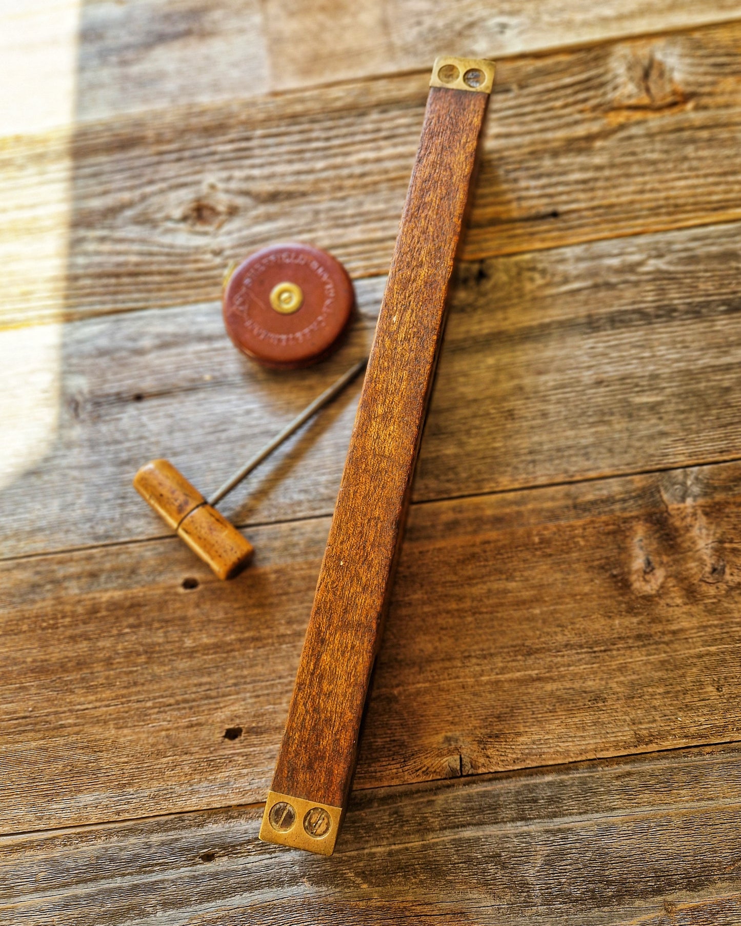 1950s Elvicta 15-Inch Spirit Level in Mahogany & Brass | Vintage English Tool by Elliott Lucas