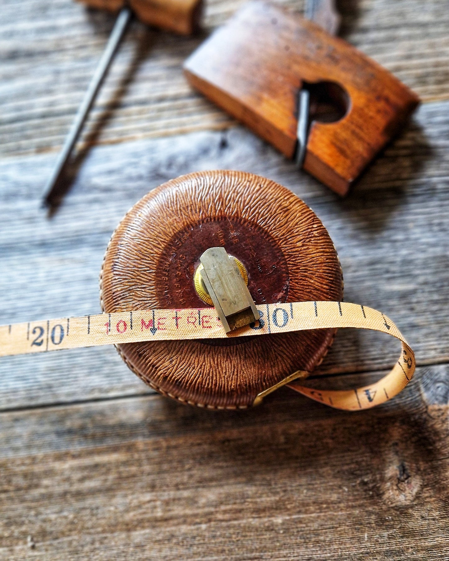 1950s Swordfish 10-Meter Cloth Tape Measure | Mid-Century Chinese Import with Brass Crank, Textured Resin Case