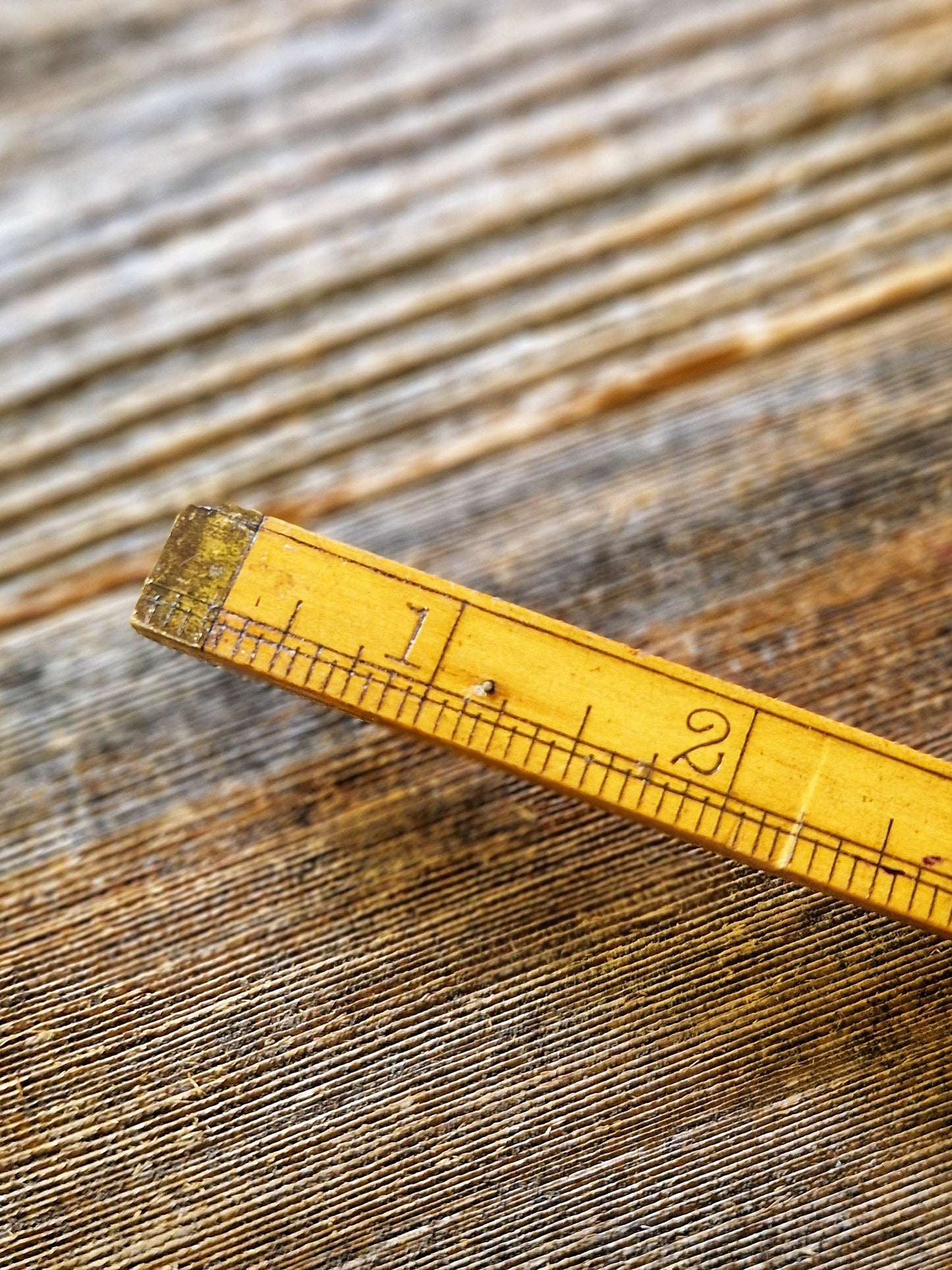 Classic English Boxwood No. 11 Folding Ruler
