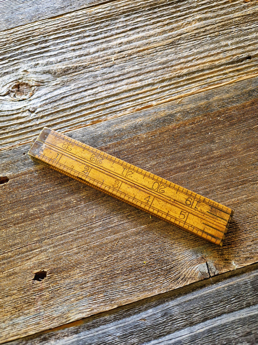 Classic English Boxwood No. 11 Folding Ruler