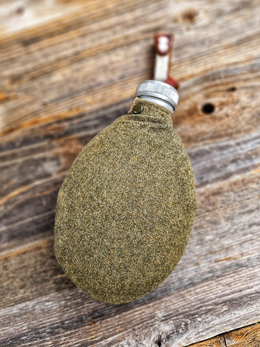 Swedish WWII-era M/29 Canteen with Wool Cover
