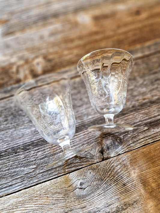 1930s Rock Sharpe Crystal Oyster Cocktail Glasses (Pair) | Elegant Vintage Barware