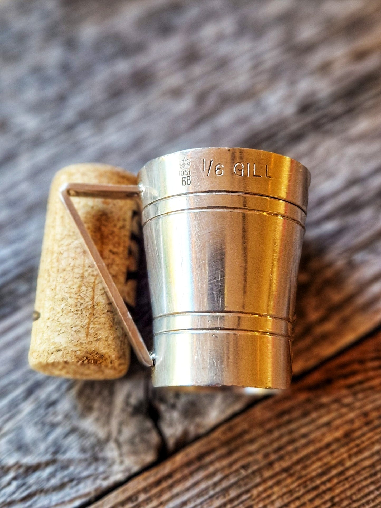 Deco-style Bonzer Silver-Plated 1/6 Gill Spirit Measure