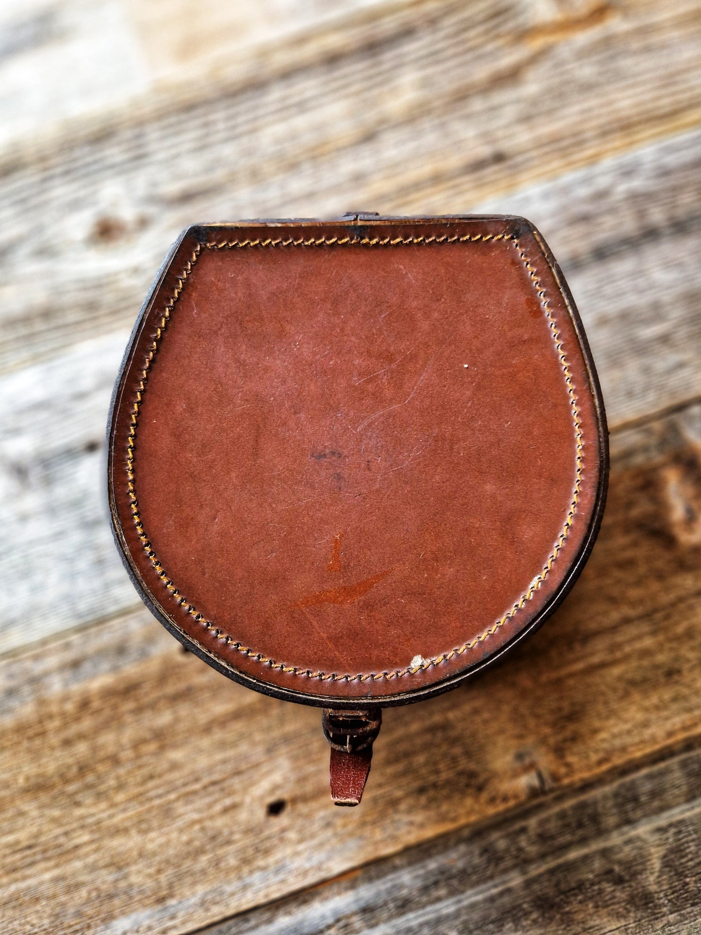 Superb Edwardian Leather Collar Box with 2 Original Club Collars | Vintage Menswear