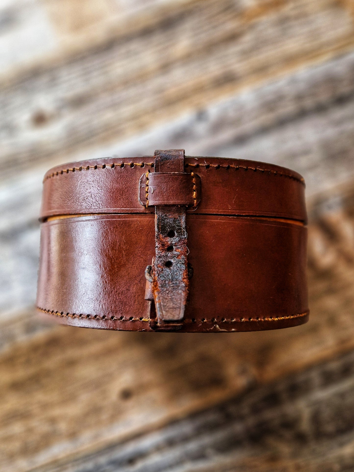 Superb Edwardian Leather Collar Box with 2 Original Club Collars | Vintage Menswear