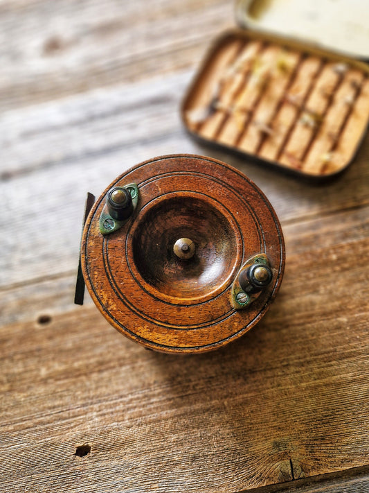 Well-Preserved 3-7/8-inch Nottingham-Style Fishing Reel | Vintage Wood & Brass Reel from Early 1900s 