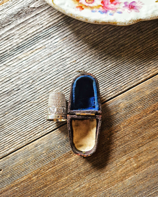 1898 Sterling Silver Thimble in Leather Case by Henry Griffith & Sons | Victorian Sewing Collectible 