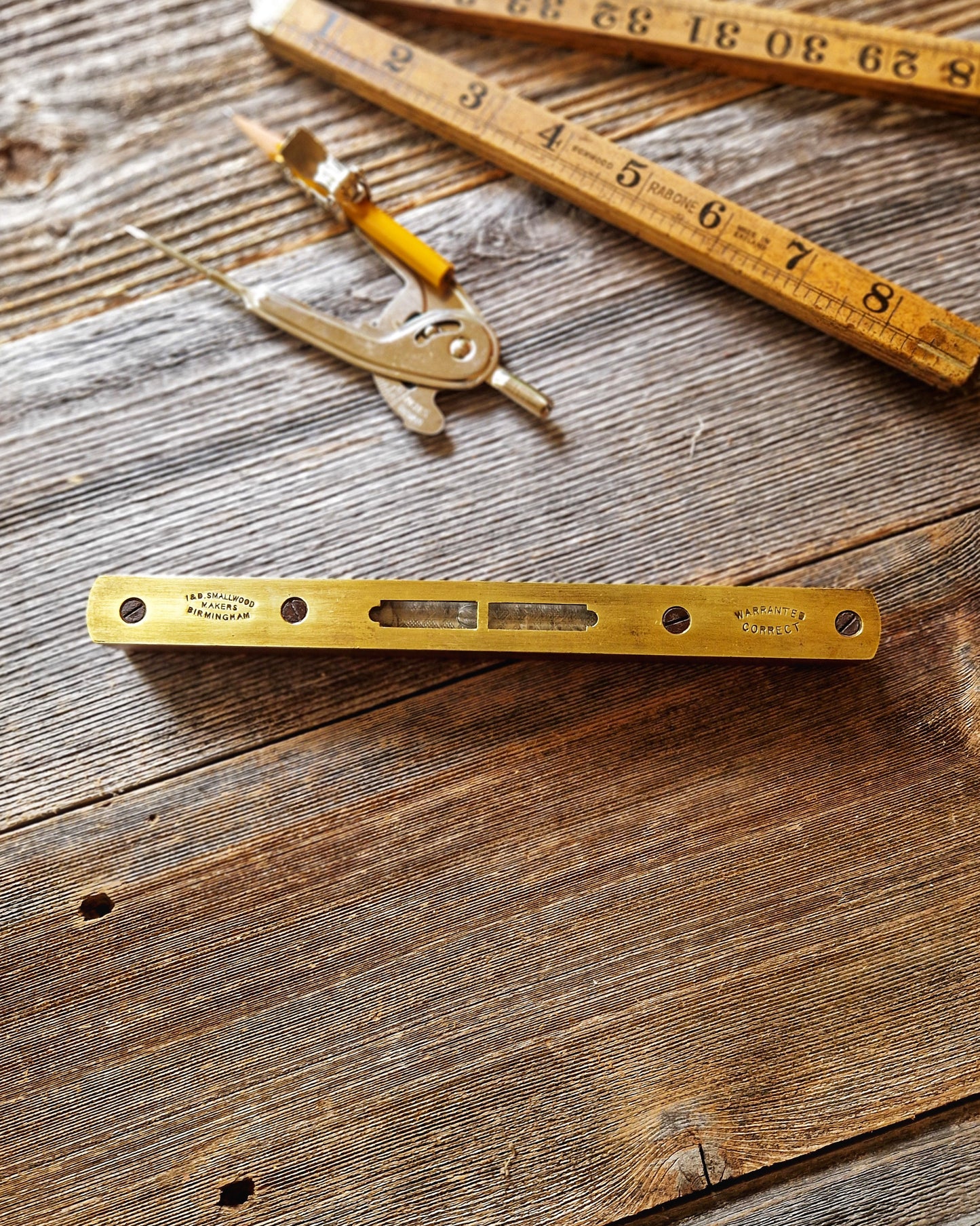 Antique 8-Inch Spirit Level by I & D Smallwood c. 1880–1910 | Vintage English Level in Rosewood 