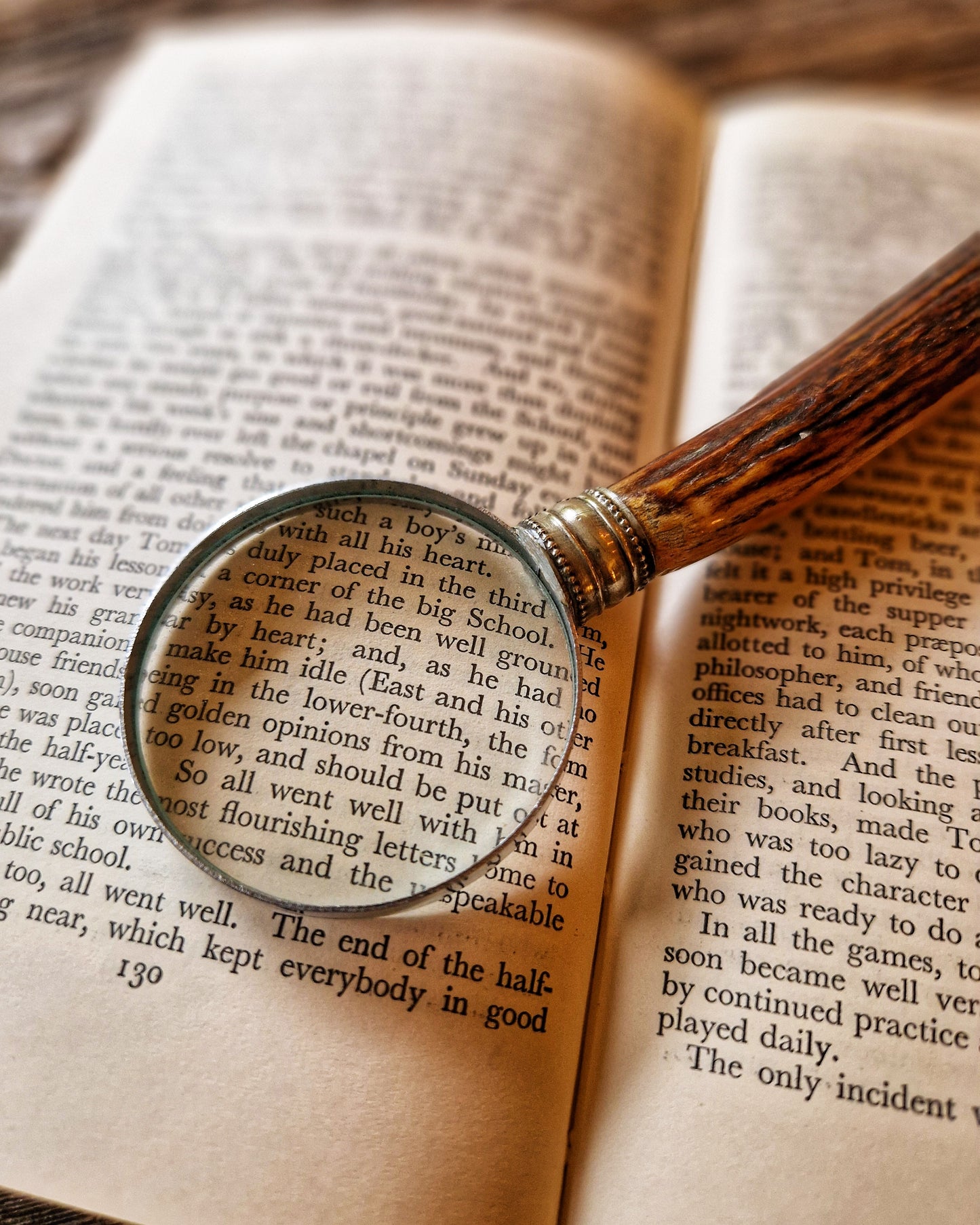 Horn-Handled Magnifying Glass | Vintage English Desk Magnifier with 2-inch Lens, Brass Pommel