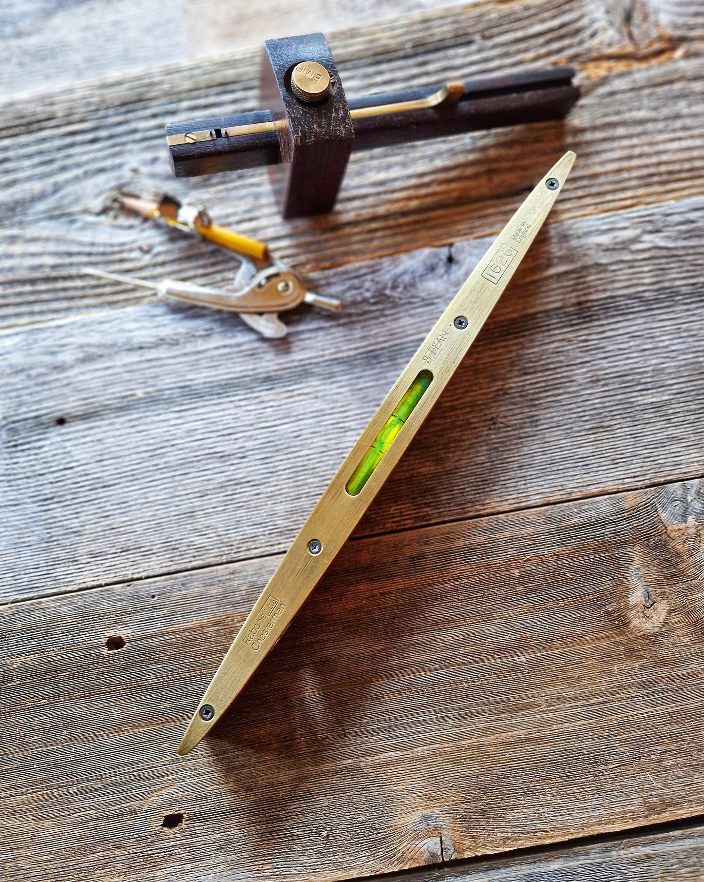Rabone-Chesterman 12-Inch Torpedo Spirit Level No. 1626 | English Mid-Century Tool in Brass & Hardwood