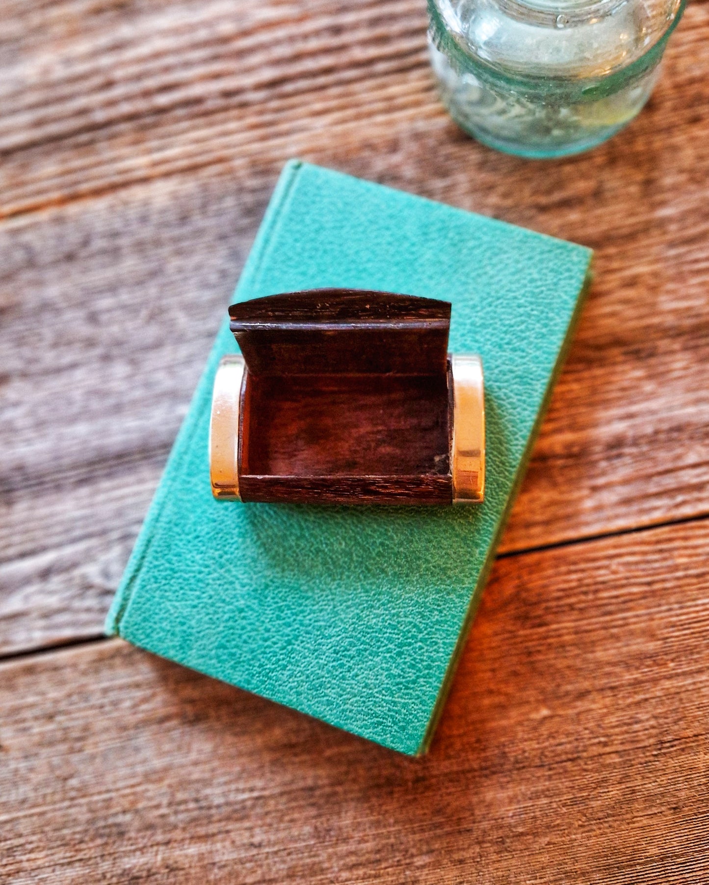Victorian Wooden Snuff Box with Inlaid Star Motif | Antique English Gentleman’s Accessory
