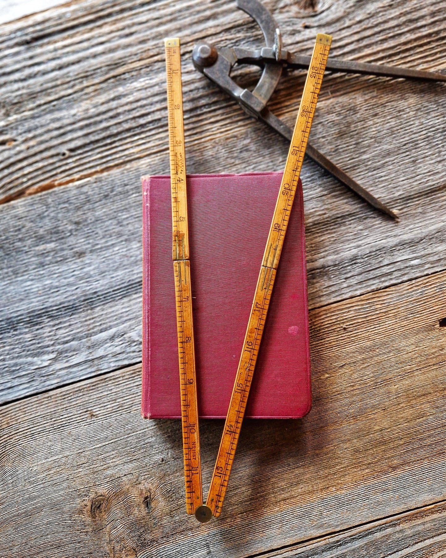 24-Inch Hockley Abbey Folding Ruler No. 1157 | English Rule in Boxwood & Brass c. 1900-1920