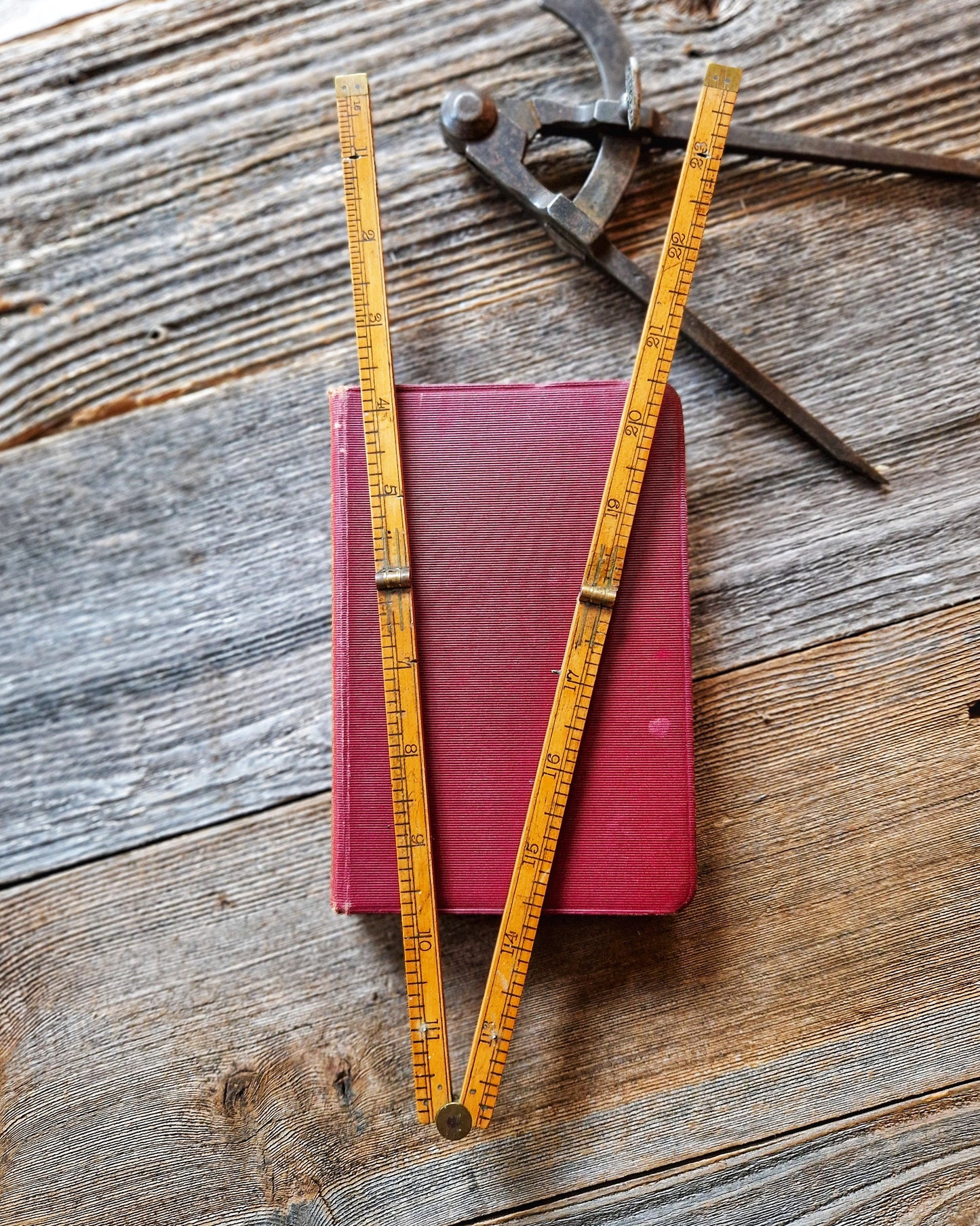 24-Inch Hockley Abbey Folding Ruler No. 1157 | English Rule in Boxwood & Brass c. 1900-1920