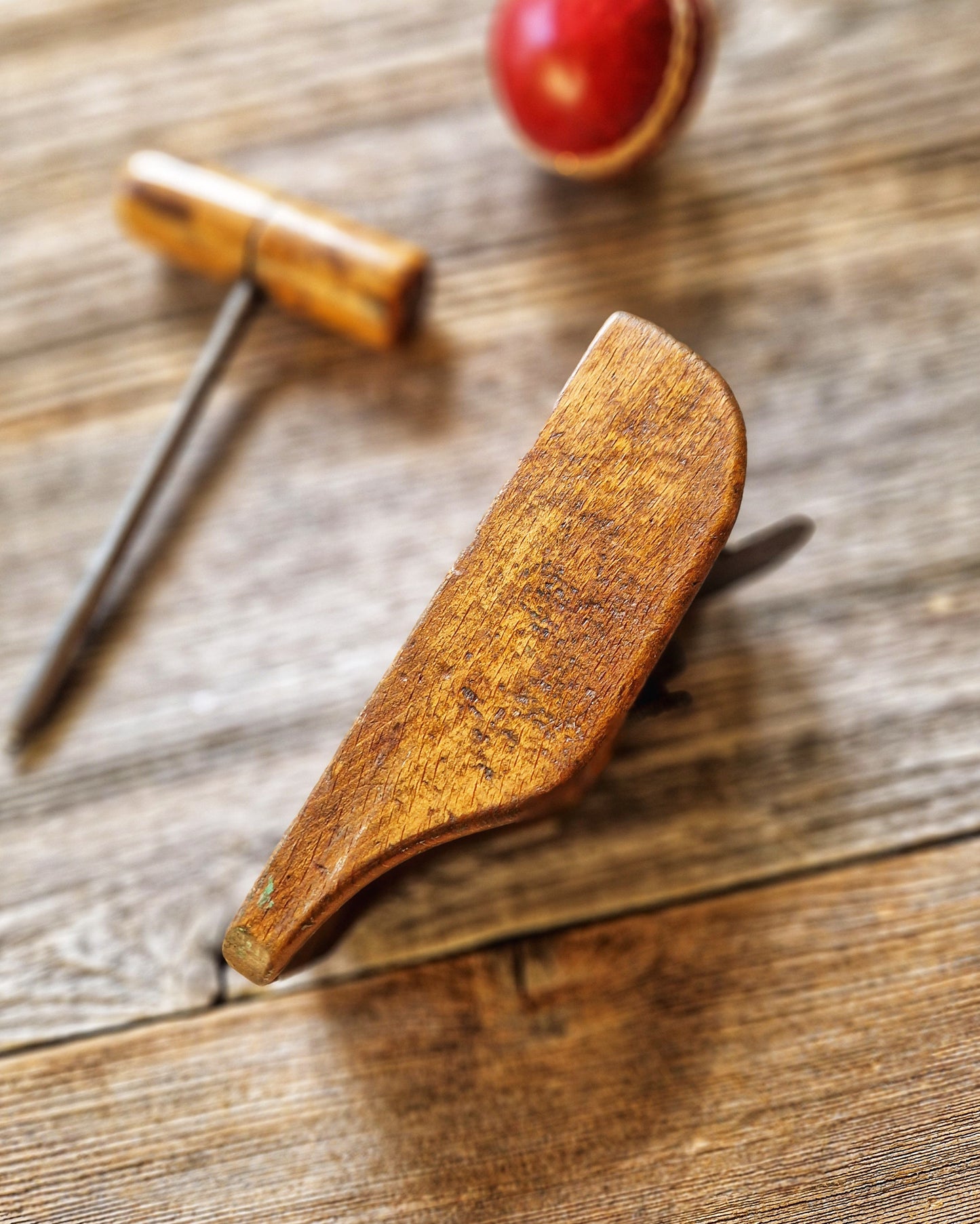 Antique English Molding Block Plane c. 1880–1910 | Small Beech Woodworking Tool