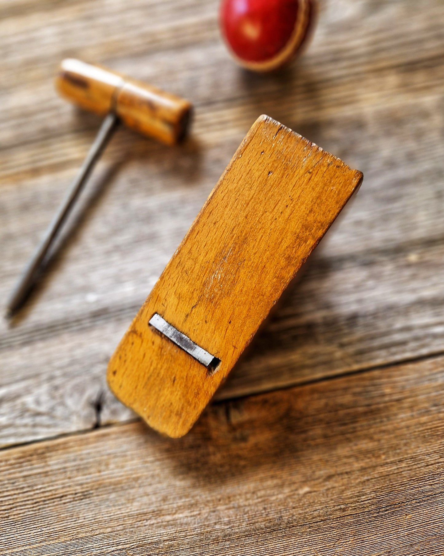 Antique English Molding Block Plane c. 1880–1910 | Small Beech Woodworking Tool