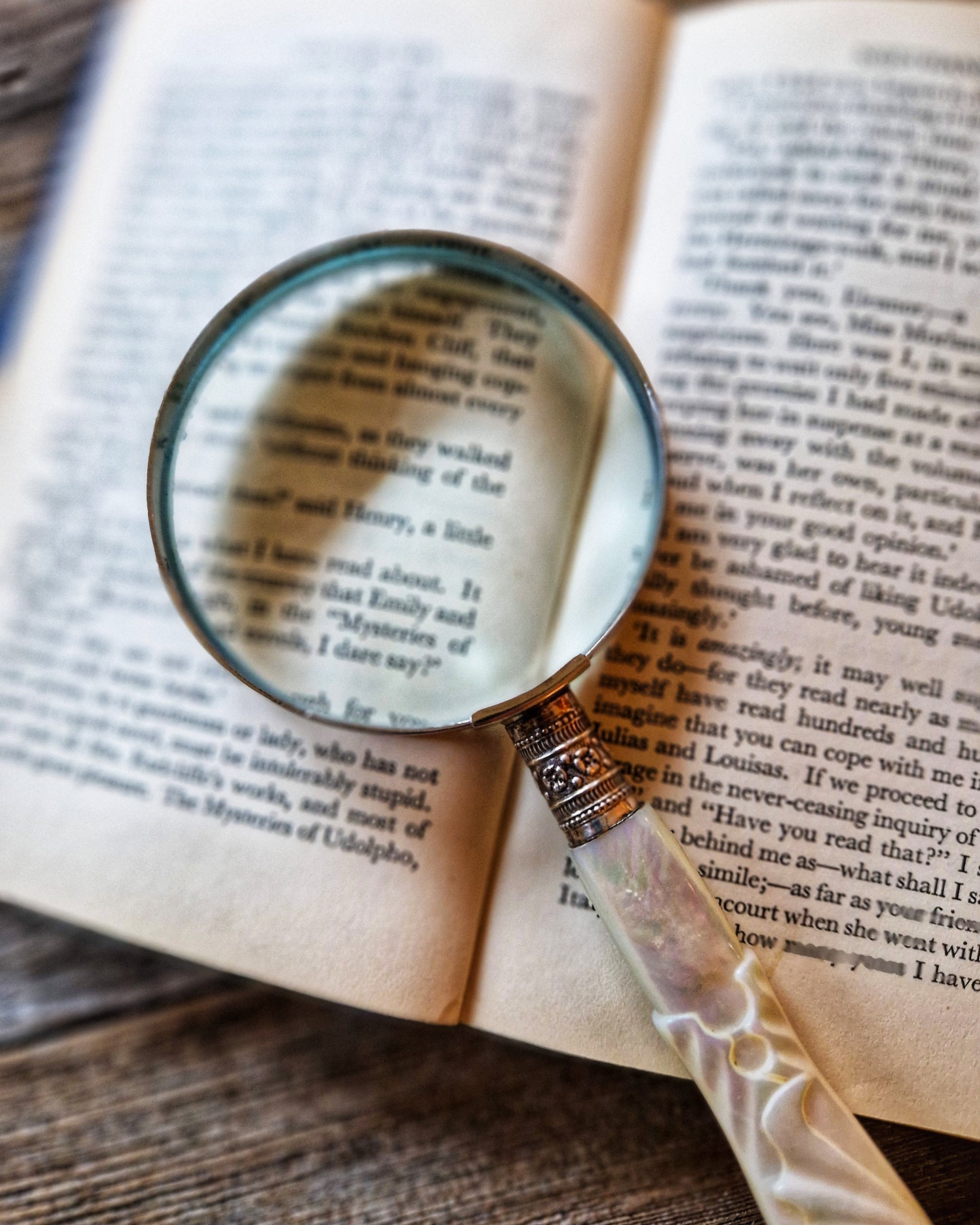 Sterling Silver & Mother of Pearl Magnifying Glass, c. 1904 | Antique English Desk Magnifier