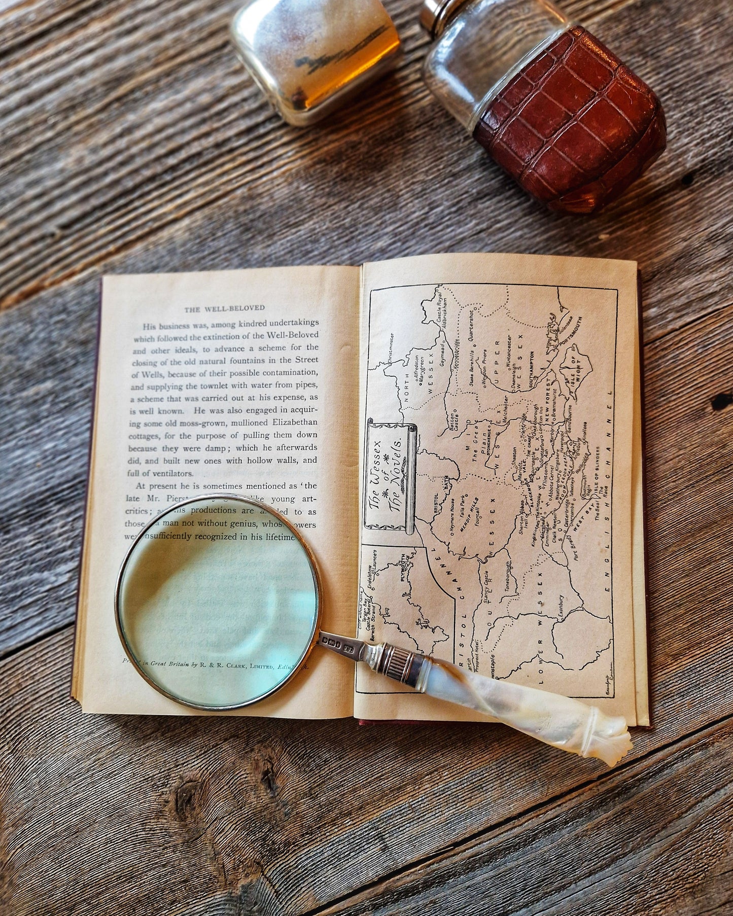 1922 MacMillian Pocket Edition of The Well-Beloved by Thomas Hardy | Red Cloth with Gilt Stamping