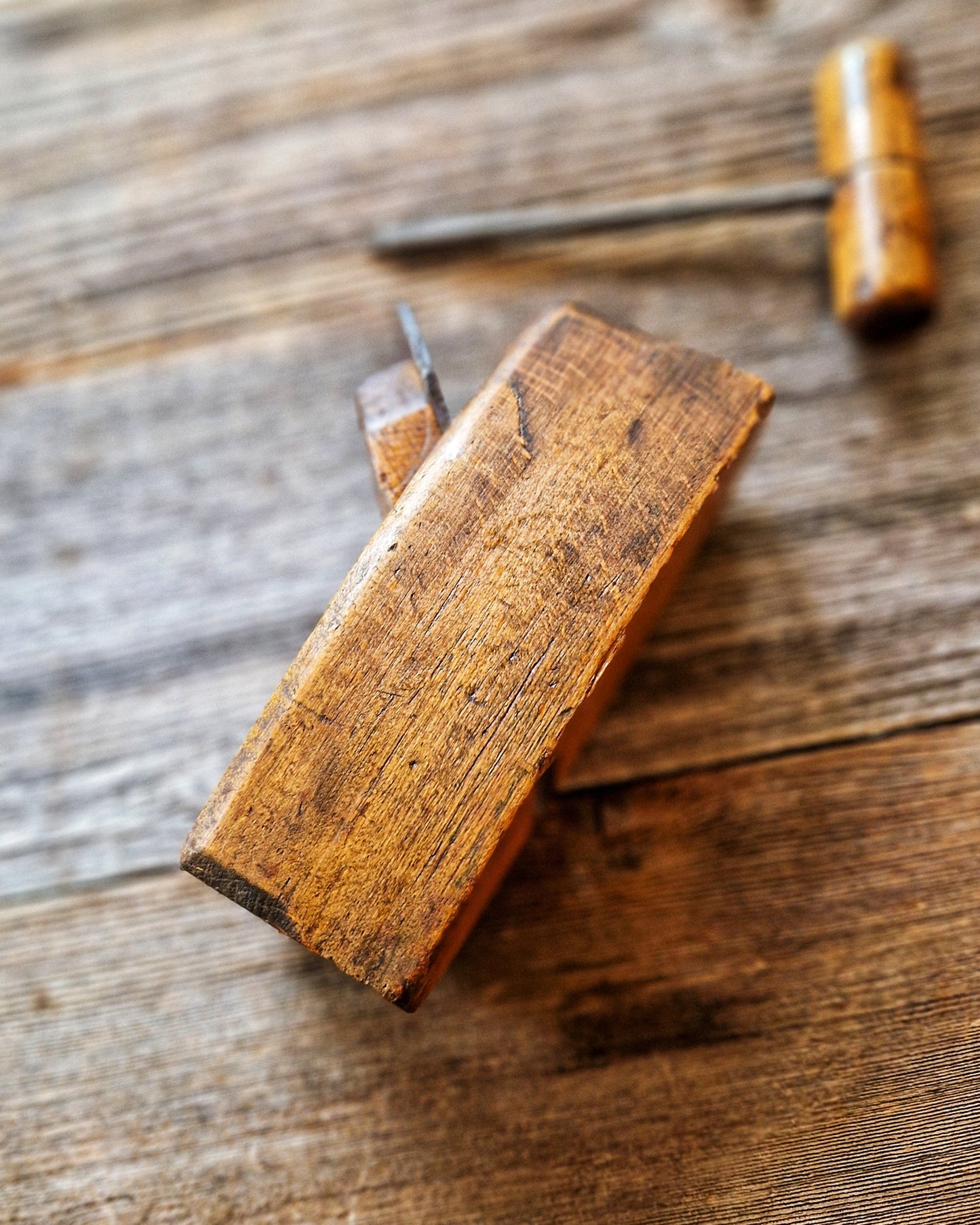 Vintage English Coffin Smoothing Plane c. 1920-1940 | Small Beech Woodworking Tool