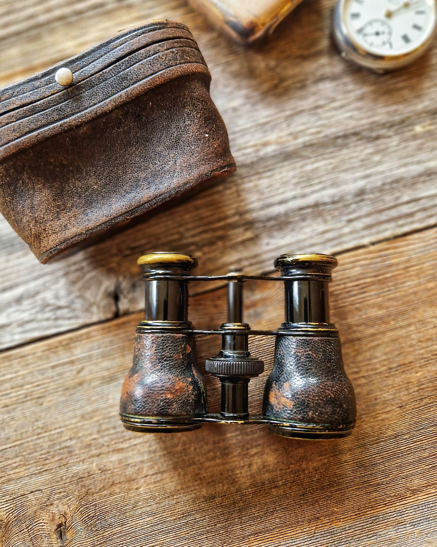 Edwardian Opera Glasses by Lizars of Glasgow c. 1895-1915 | Leather-wrapped Binoculars in Original Case