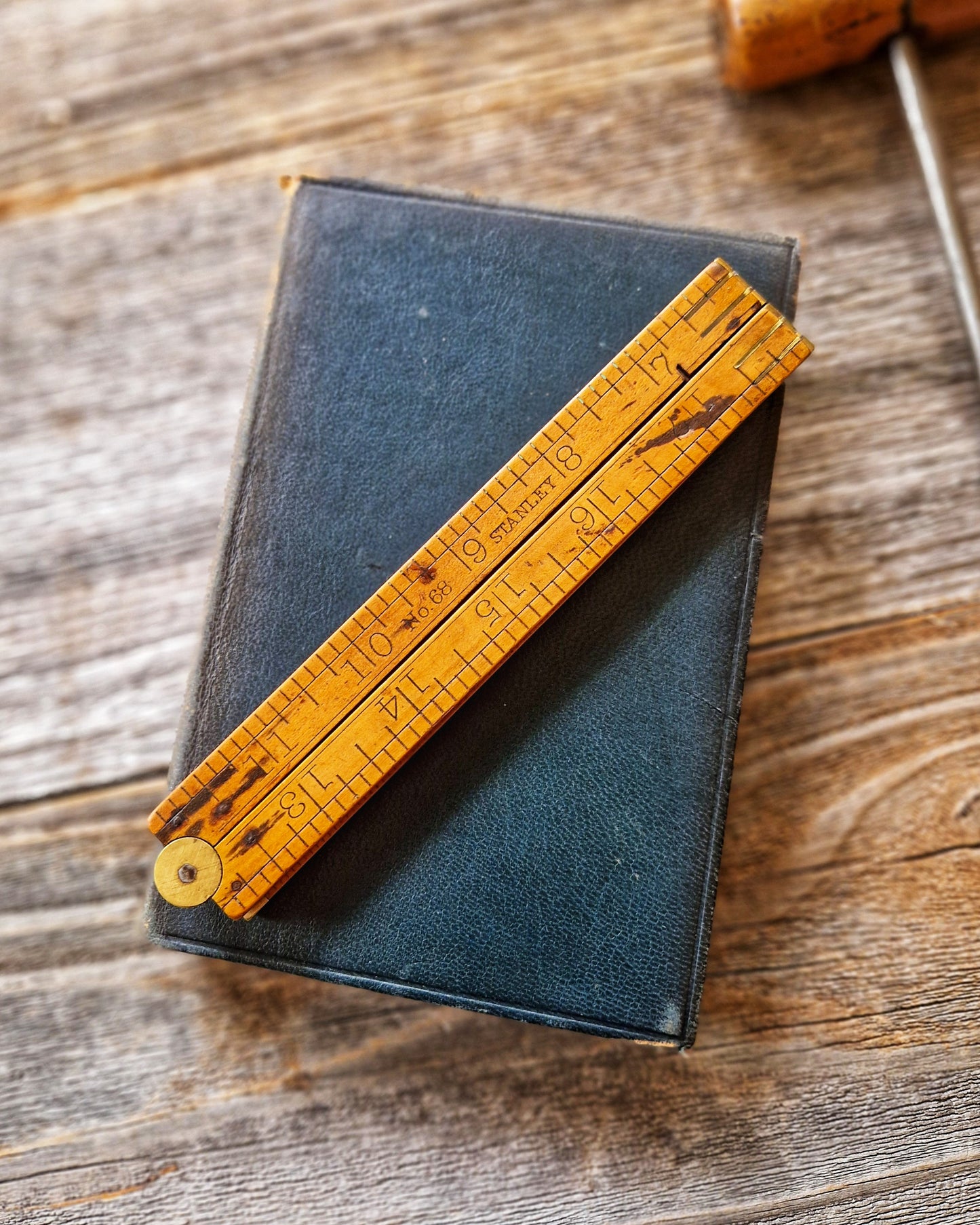 24-Inch Stanley No. 68 Folding Boxwood Rule c. 1895-1918 | Antique Carpenter’s Tool with Brass Fittings