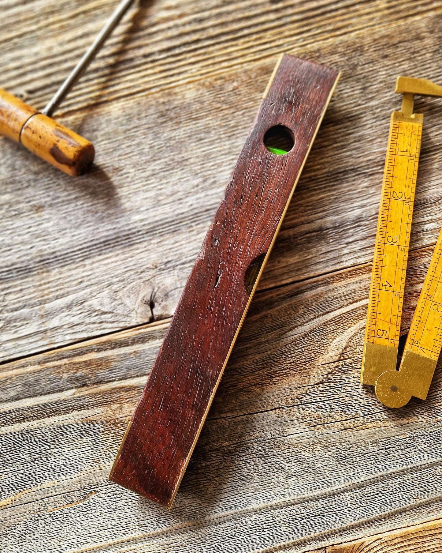 Rabone 10-Inch Torpedo Spirit Level No. 1625 | English Mid-Century Tool in Brass & Rosewood