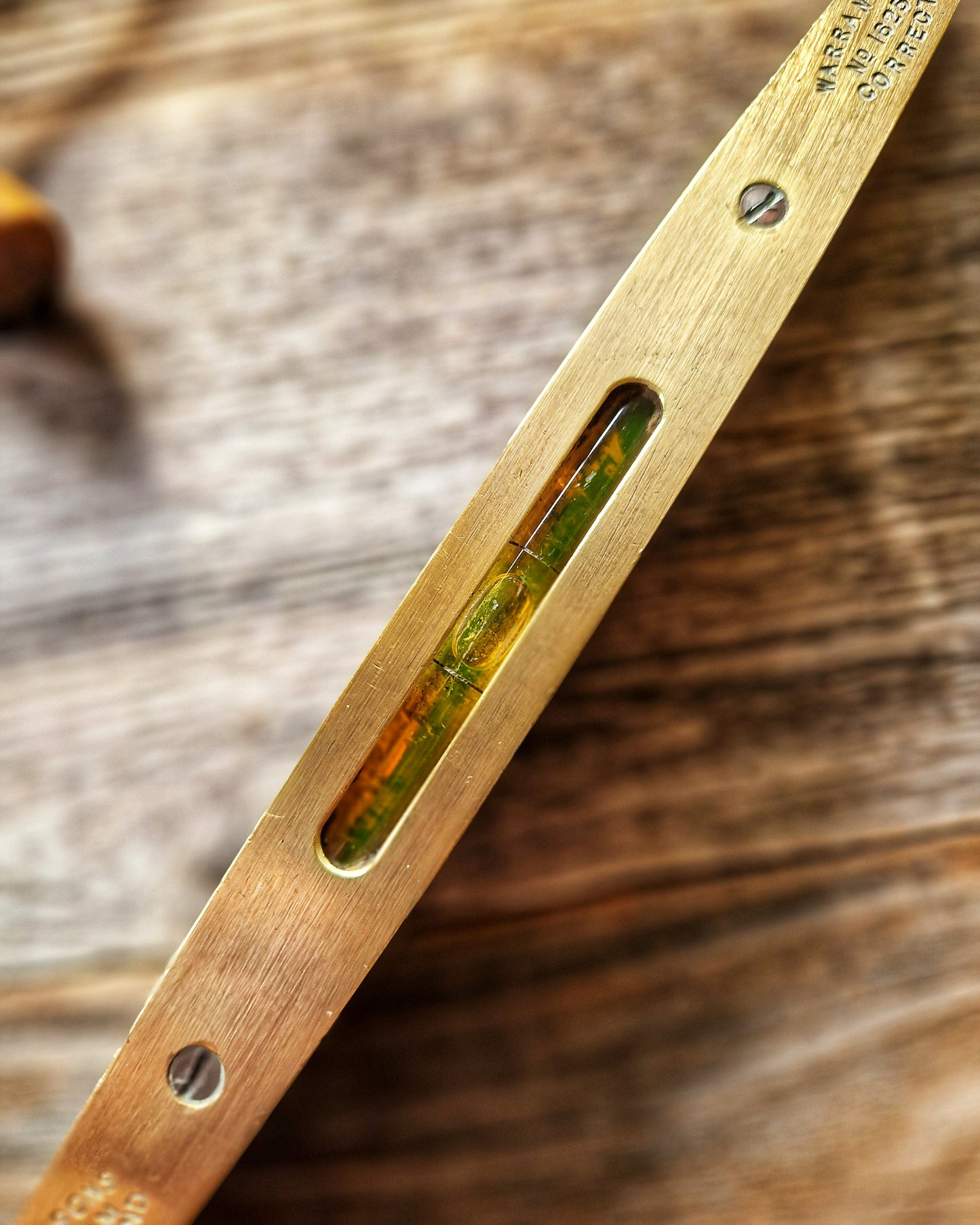 Rabone 10-Inch Torpedo Spirit Level No. 1625 | English Mid-Century Tool in Brass & Rosewood