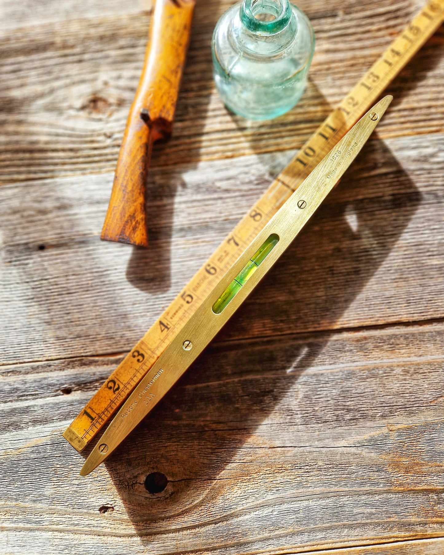 Vintage 12-Inch Torpedo Spirit Level No. 1626 by Rabone-Chesterman | English Mid-Century Tool in Brass & Hardwood