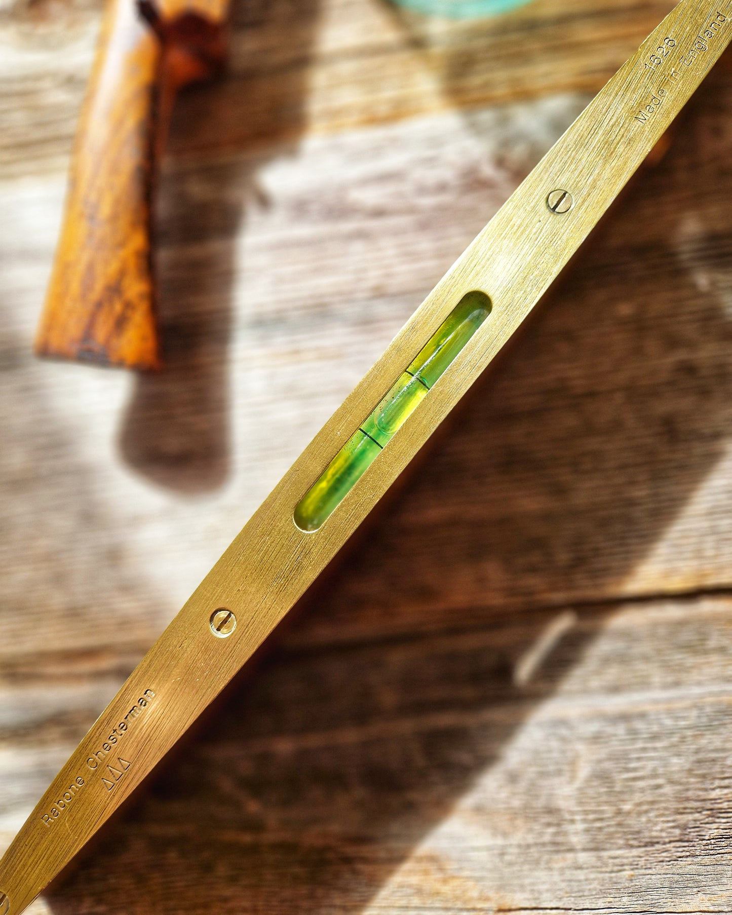 Vintage 12-Inch Torpedo Spirit Level No. 1626 by Rabone-Chesterman | English Mid-Century Tool in Brass & Hardwood