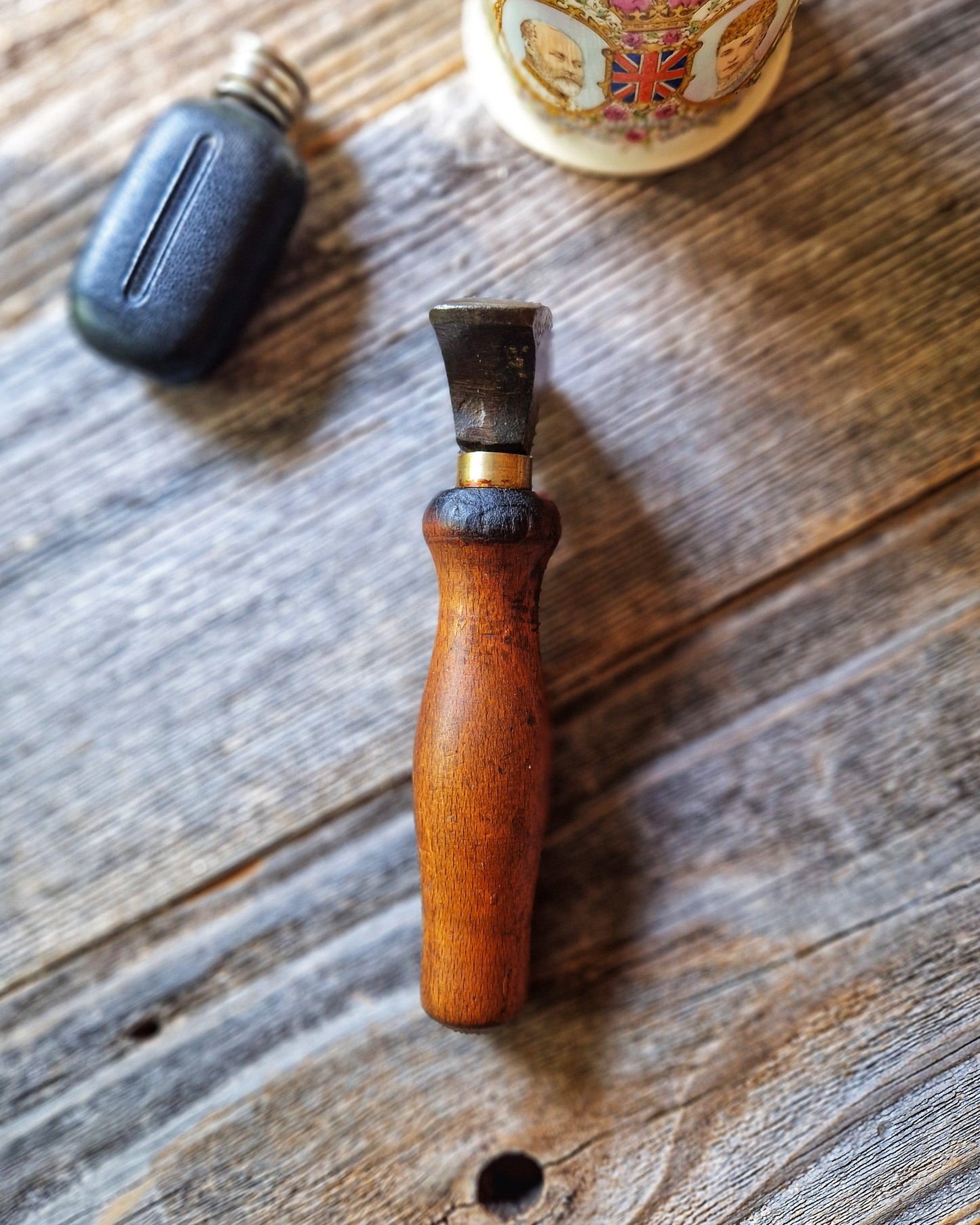 Cobbler’s Glazing Iron c. 1920-1940 | Vintage English Leatherworking Tool
