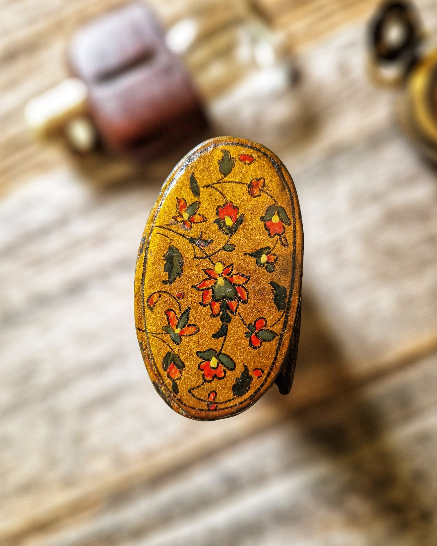 Antique Persian Lacquer Snuff Box c. 1880-1925 | Hand-painted Qajar Papier-Mache