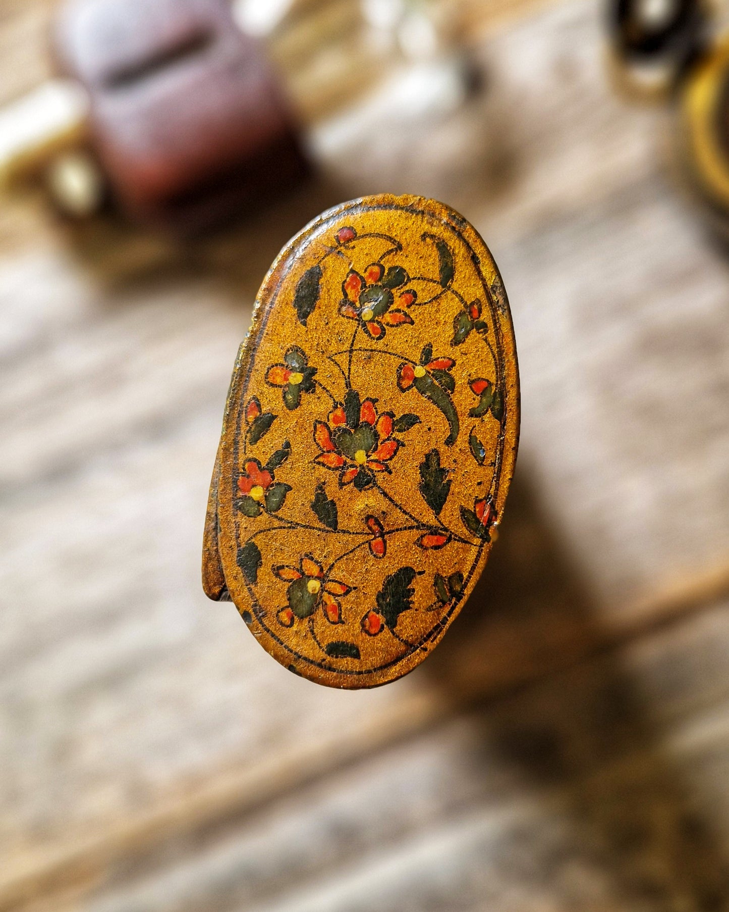 Antique Persian Lacquer Snuff Box c. 1880-1925 | Hand-painted Qajar Papier-Mache