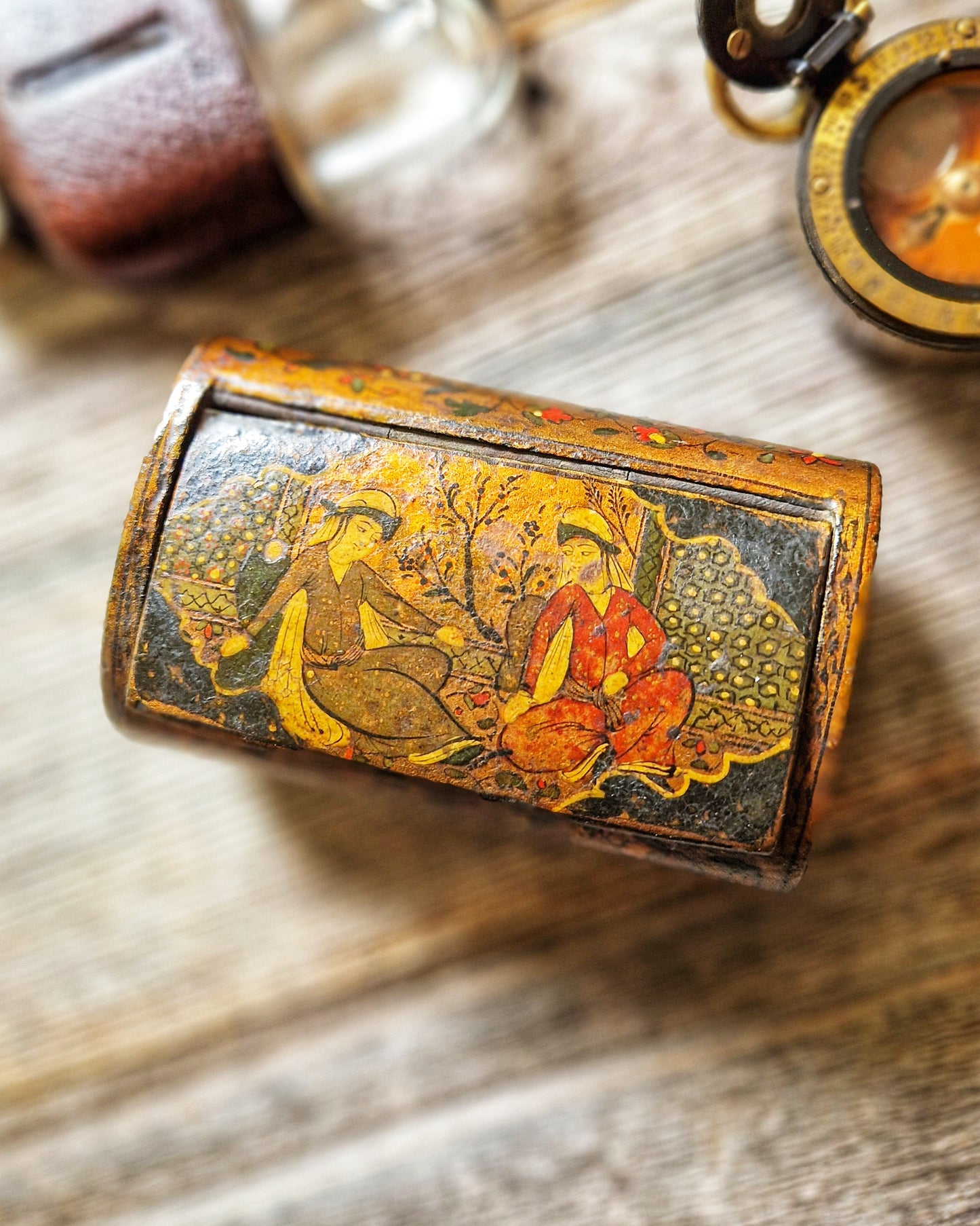 Antique Persian Lacquer Snuff Box c. 1880-1925 | Hand-painted Qajar Papier-Mache