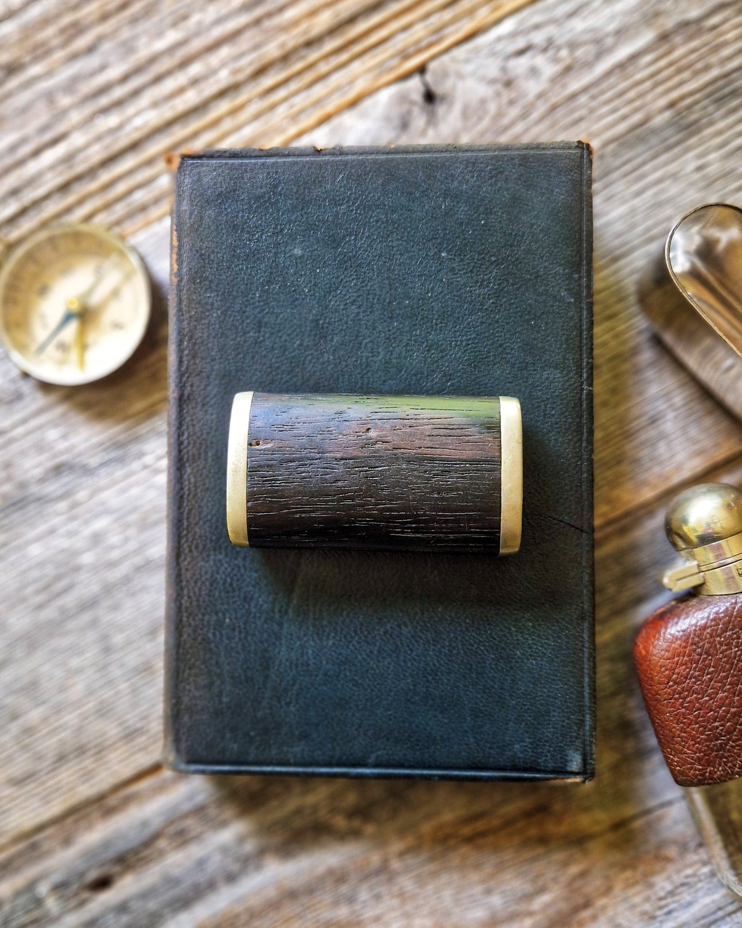 French Wooden Snuff Box with Inlaid Cottage Motif c. 1870-1900 | Late Victorian Gentleman’s Accessory