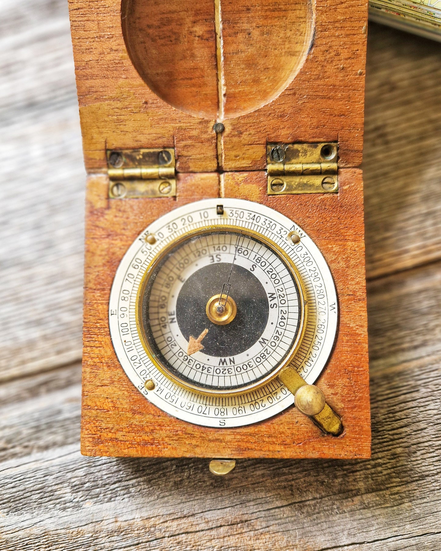 Antique WWI-era Wardale Marching Compass c. 1917-1918 | Hardwood Case with Brass Details