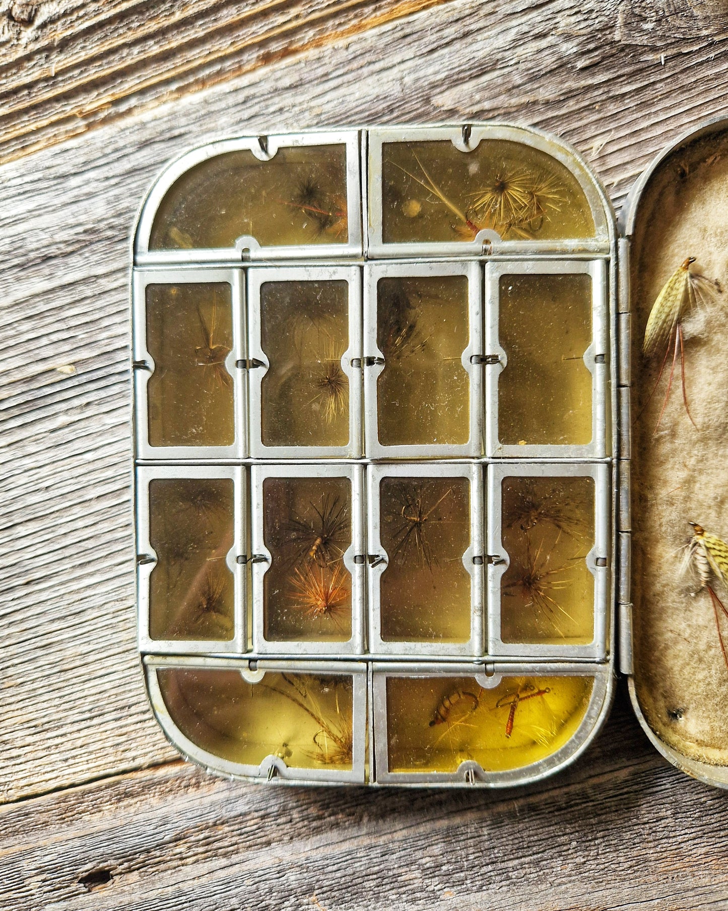 Vintage Wheatley Fly Box with 30 Flies, c. 1925-1940 | Aluminum Case with 12 Compartments, Wool Liner