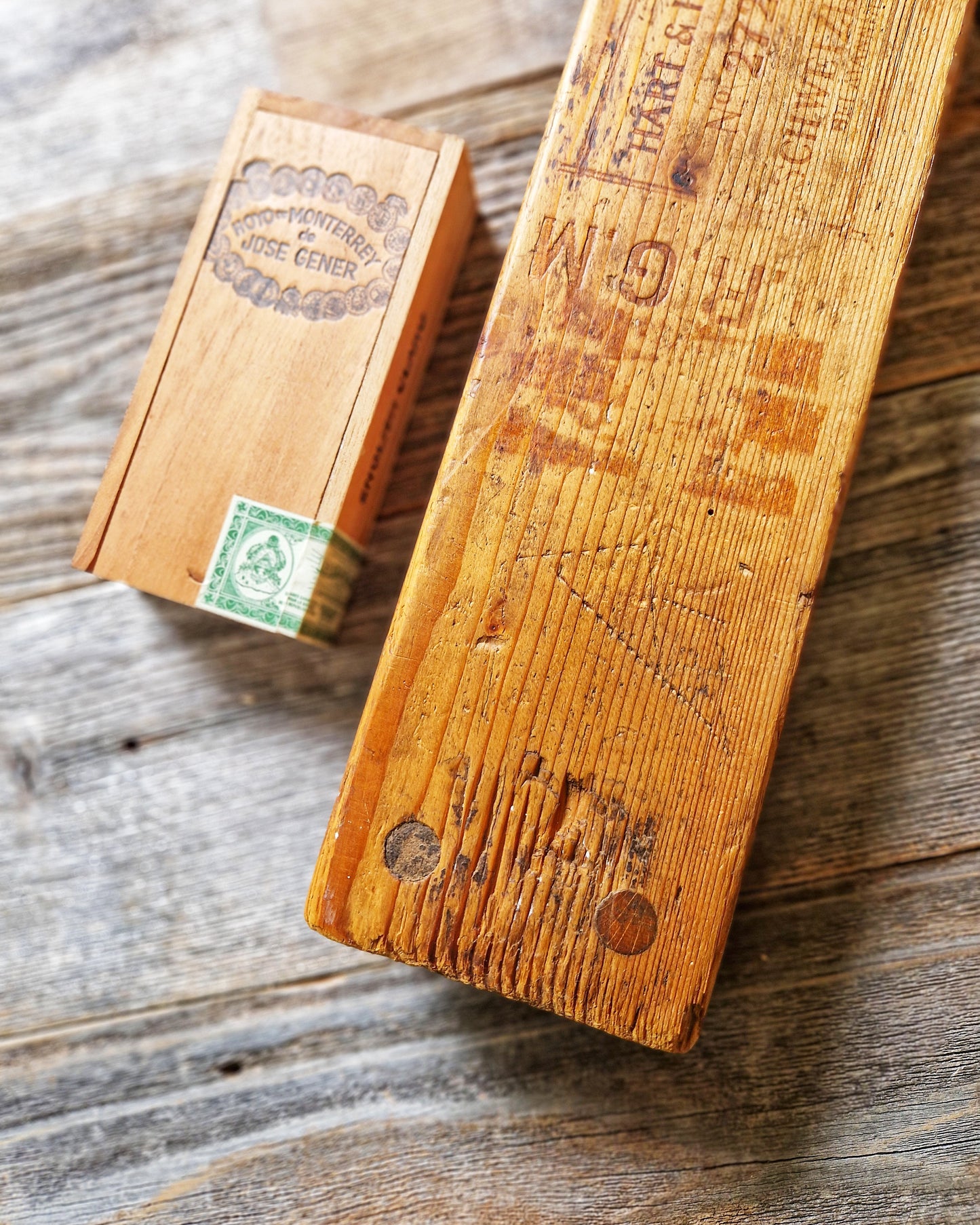 Vintage Hart & Hertel Wooden Cigar Mold, c. 1925-1937 | Interwar German Tobacciana