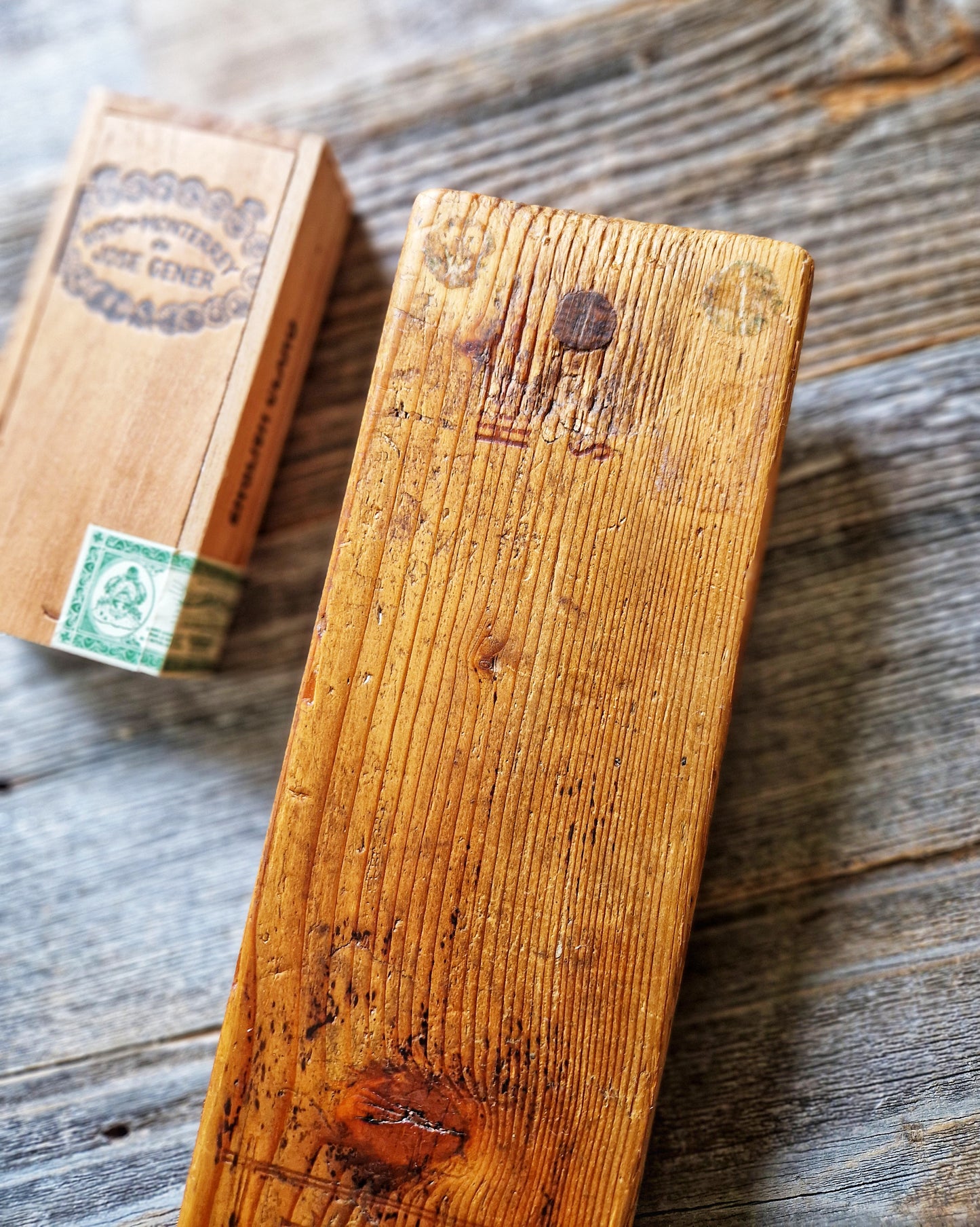 Vintage Hart & Hertel Wooden Cigar Mold, c. 1925-1937 | Interwar German Tobacciana