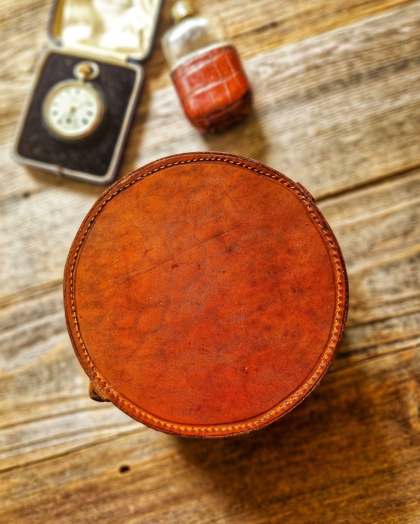 Edwardian Leather Collar Box, 7-Inch Round c. 1910-1925 | Vintage Gentleman’s Accessory