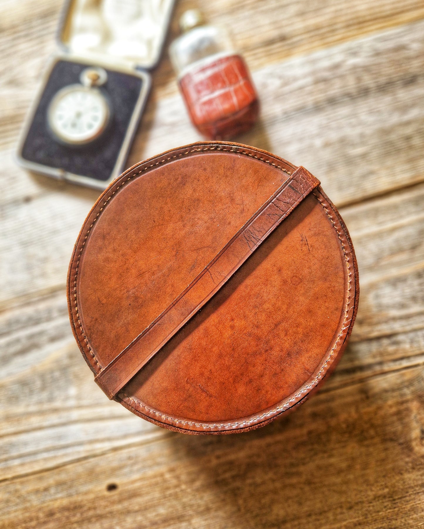 Edwardian Leather Collar Box, 7-Inch Round c. 1910-1925 | Vintage Gentleman’s Accessory 