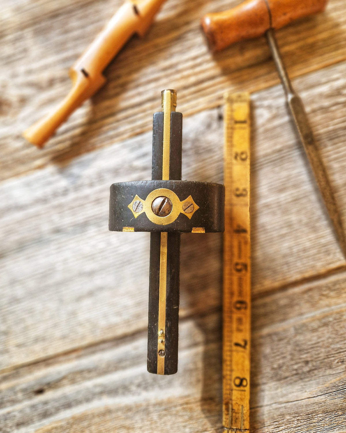 1930s Turnscrew Mortise Gauge in Ebony & Brass | Vintage English Woodworking Tool