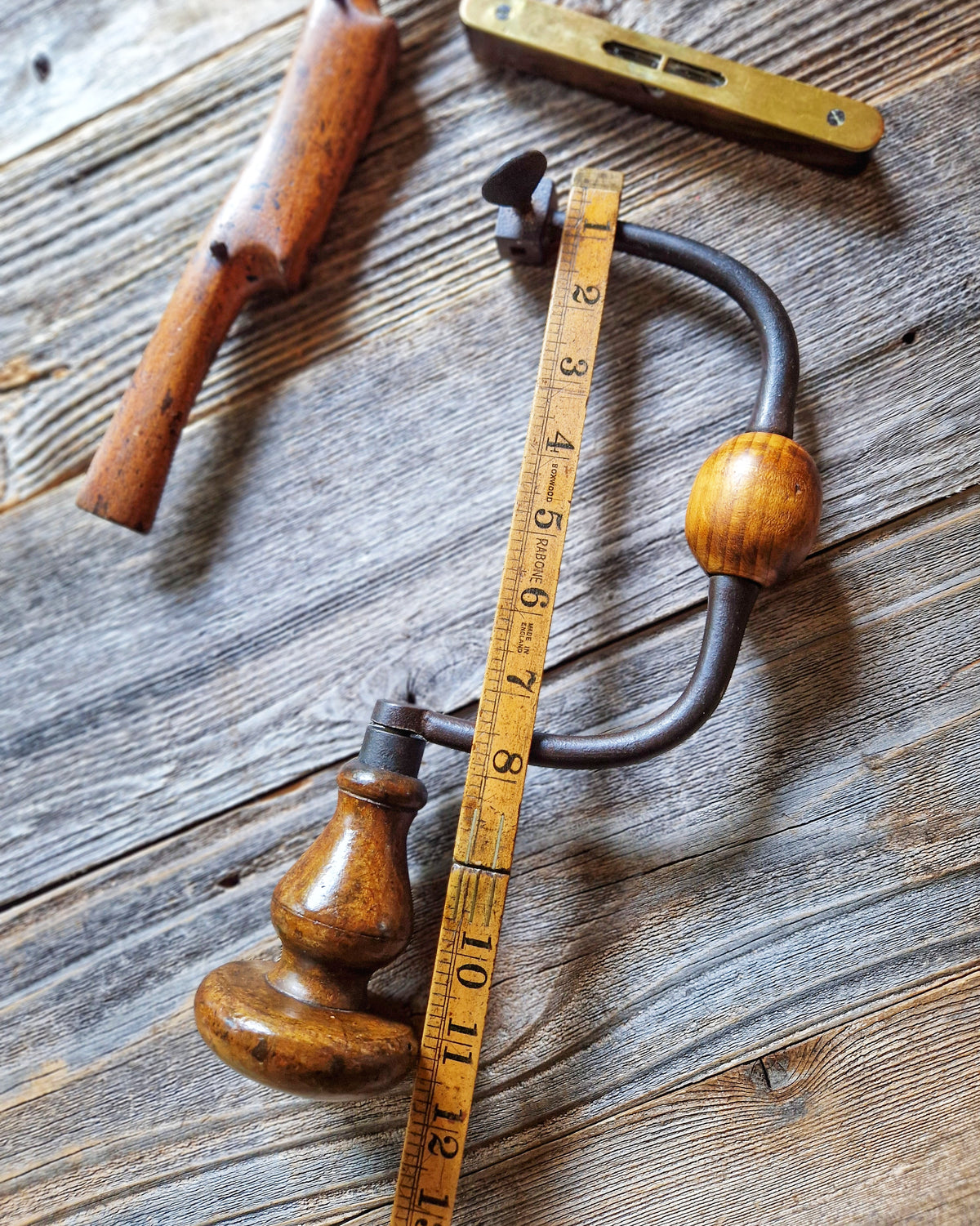 Antique Penny Brace with 7-1/2 Inch Sweep, c. 1890-1915 | Woodworking Tool in Steel & Beech